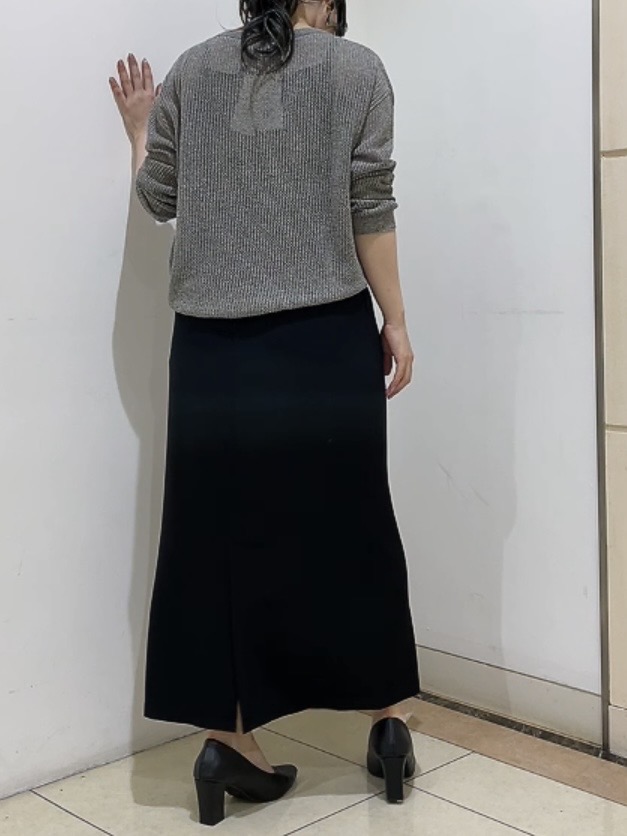 watanabeさんの「UNTITLED｜シアーメッシュニット」を使ったコーディネート