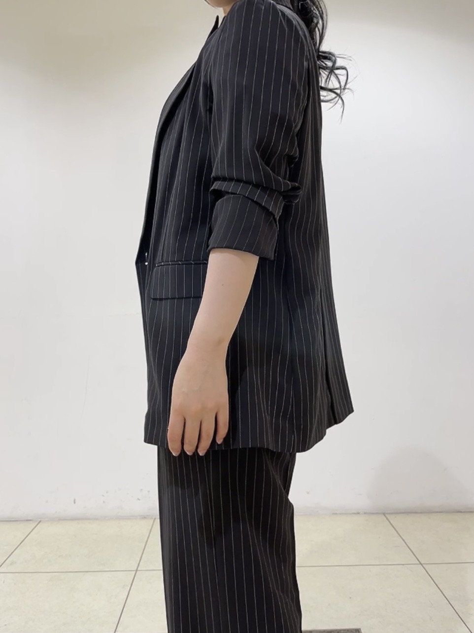watanabeさんの「UNTITLED｜【接触冷感/UVケア/着る日傘】カラーレスジャケット」を使ったコーディネート