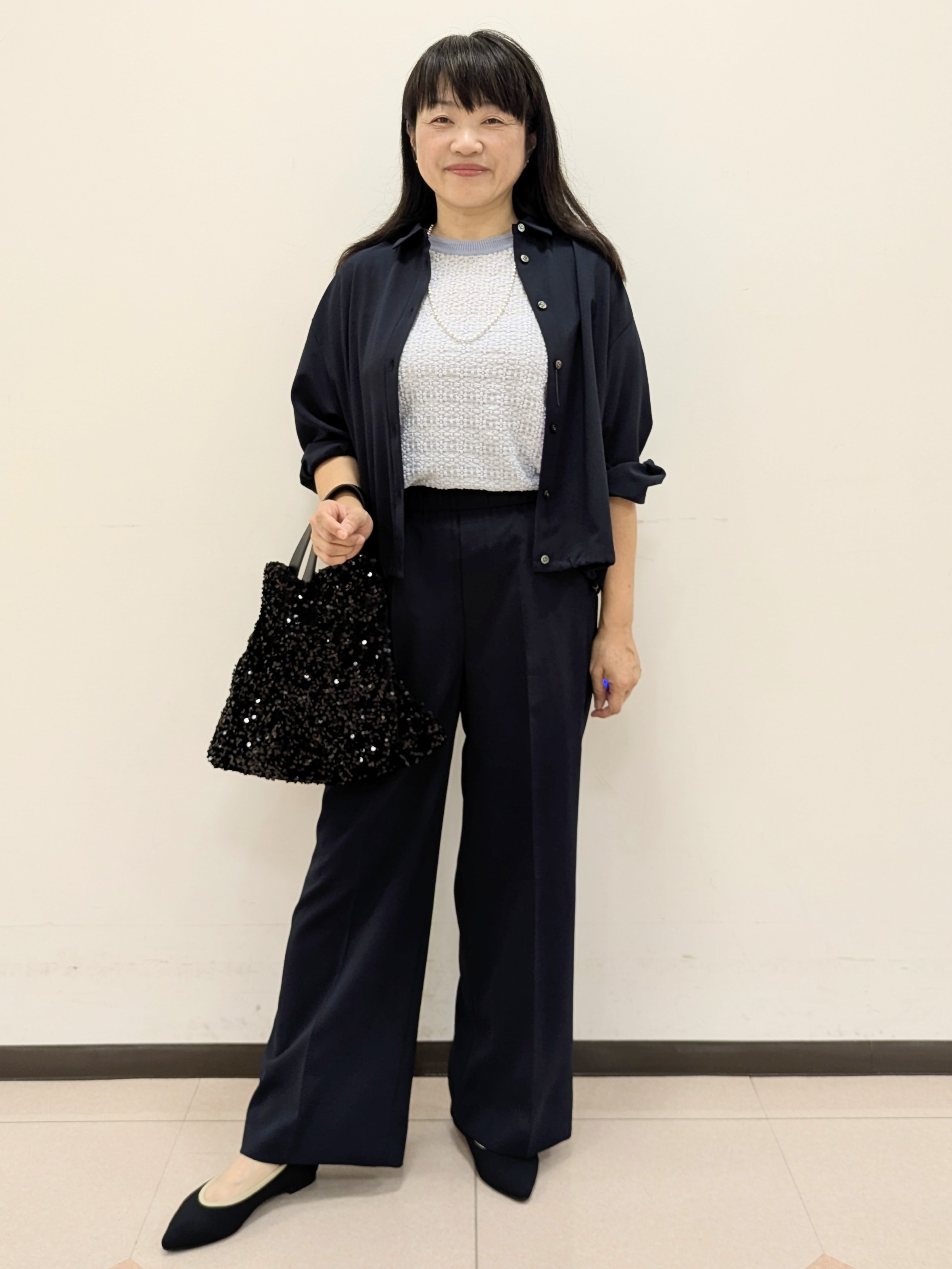 ともさんの「UNTITLED｜【セットアップ可/UVカット/接触冷感】エアリークールドロストシャツ」を使ったコーディネート