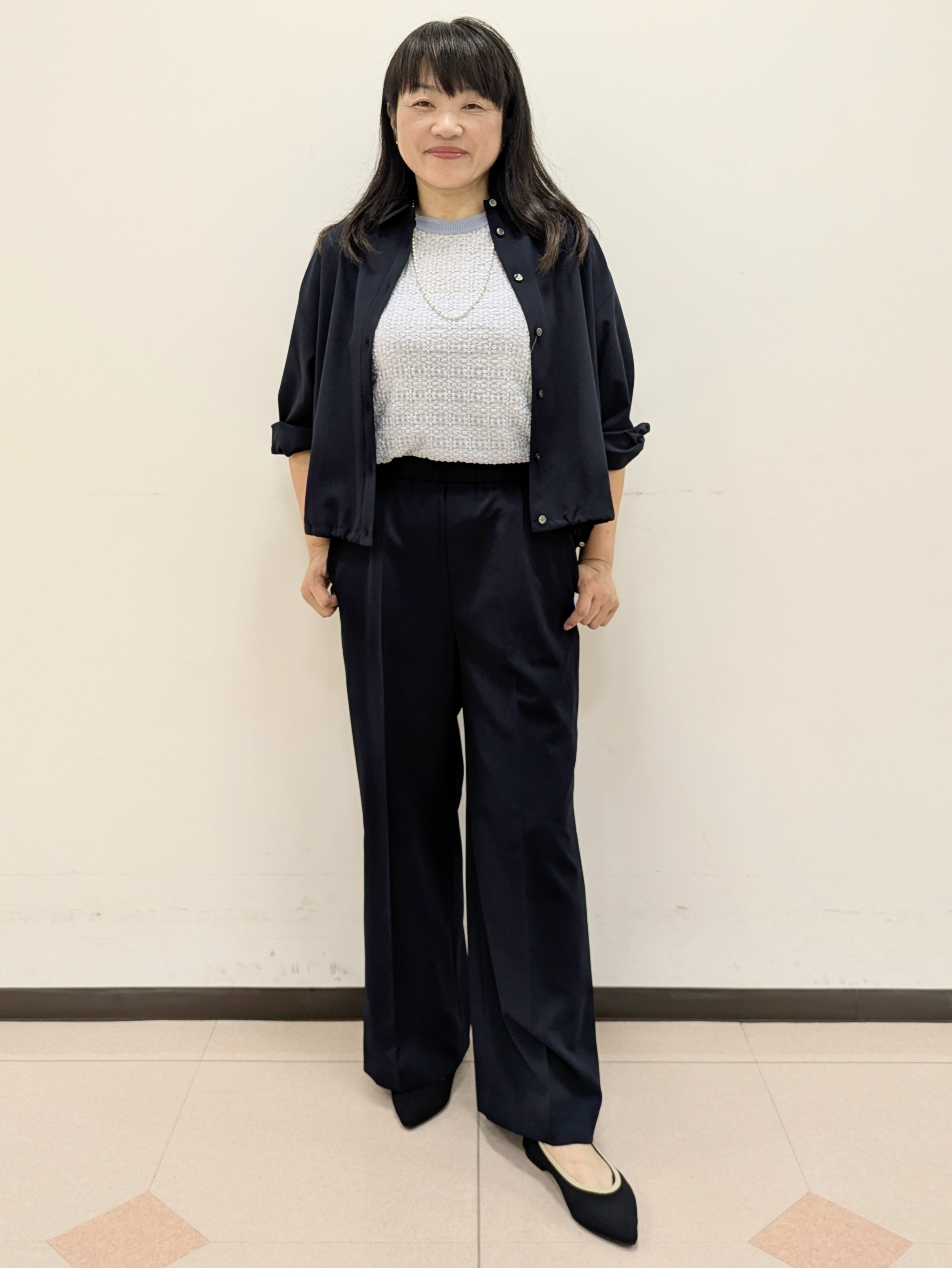 ともさんの「UNTITLED｜【セットアップ可/UVカット/接触冷感】エアリークールドロストシャツ」を使ったコーディネート