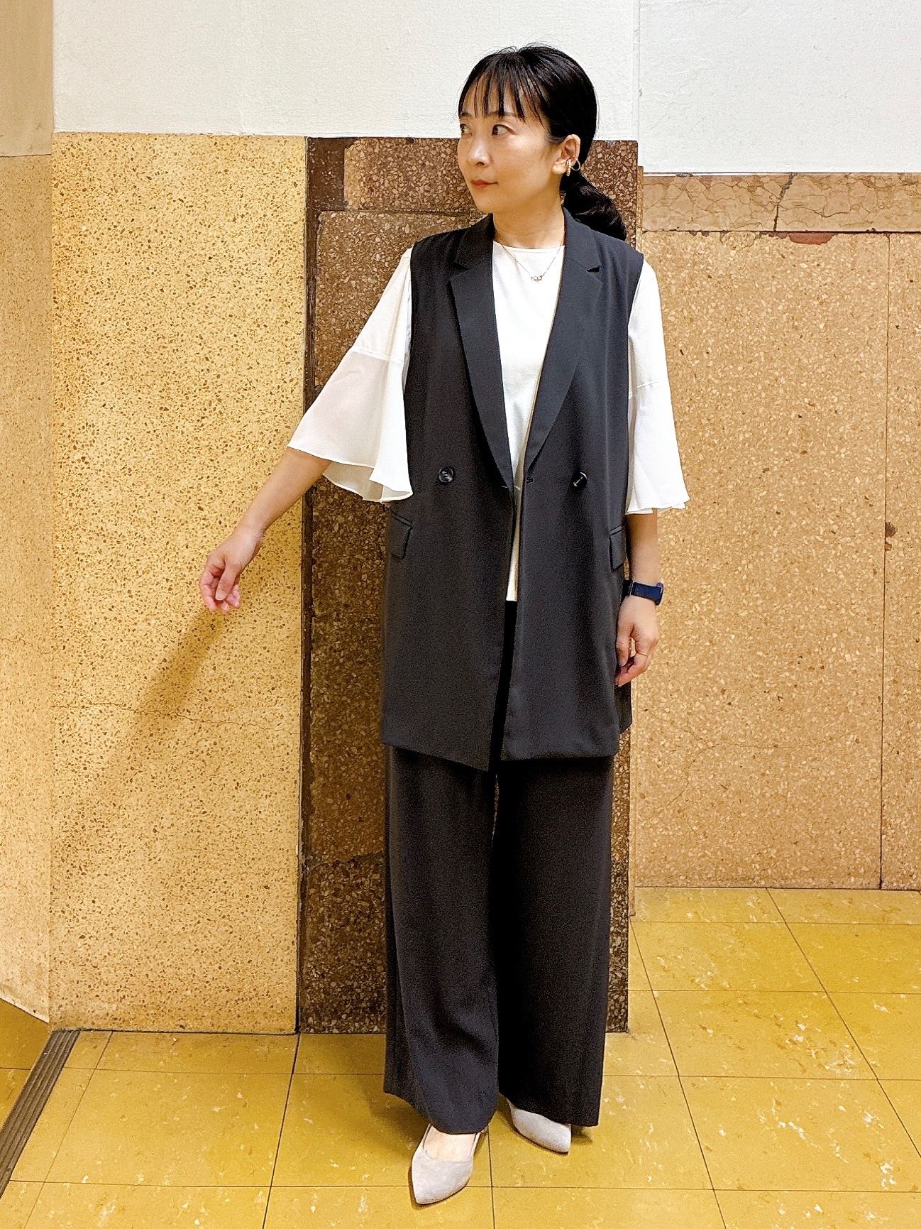 hattoriさんの「INDIVI｜【接触冷感／透湿／着る日傘】イージーワイドパンツ」を使ったコーディネート