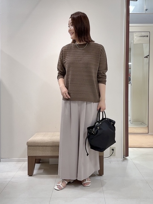 YUIさんの「UNTITLED｜メッシュ柄ボーダーニット」を使ったコーディネート
