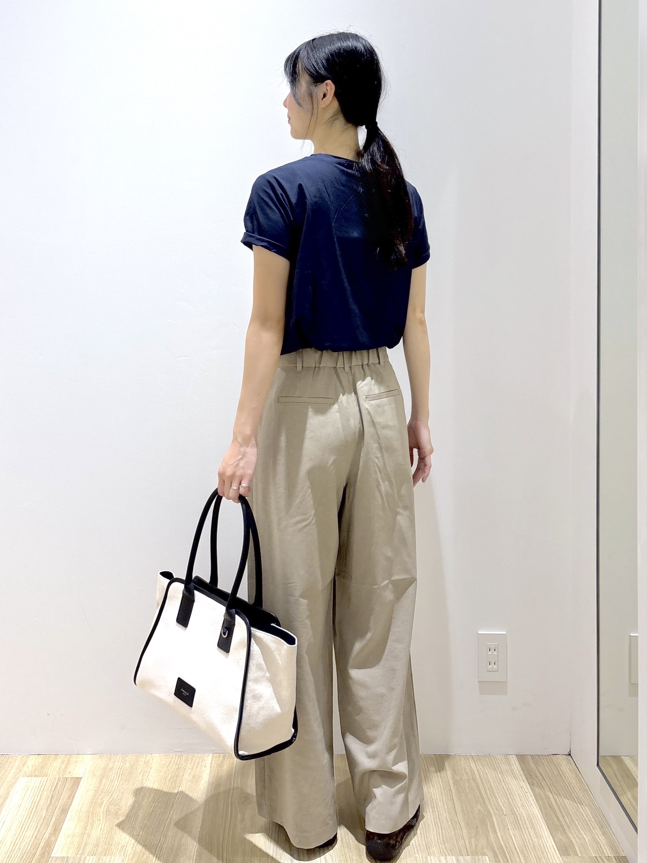 sachikoさんの「OPAQUE.CLIP｜【UV】フラワープリントTシャツ≪洗濯機OK／接触冷感≫」を使ったコーディネート