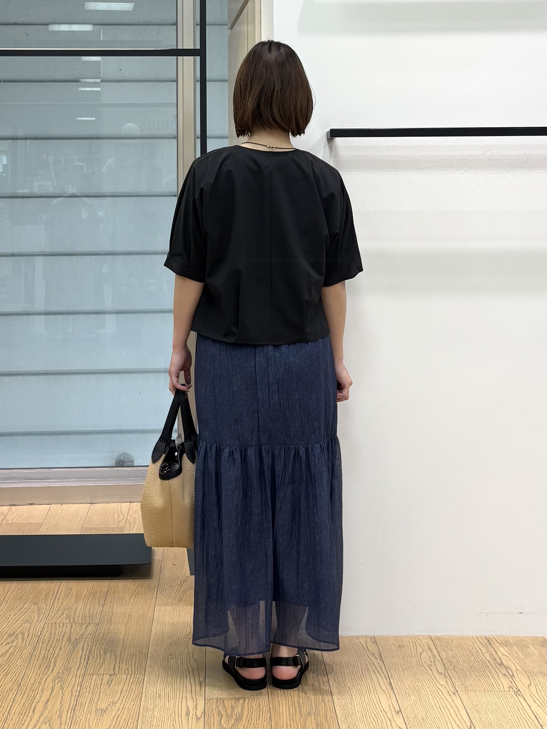 asamiさんの「INDIVI｜【洗える】レイヤード風レースコンビTシャツ」を使ったコーディネート