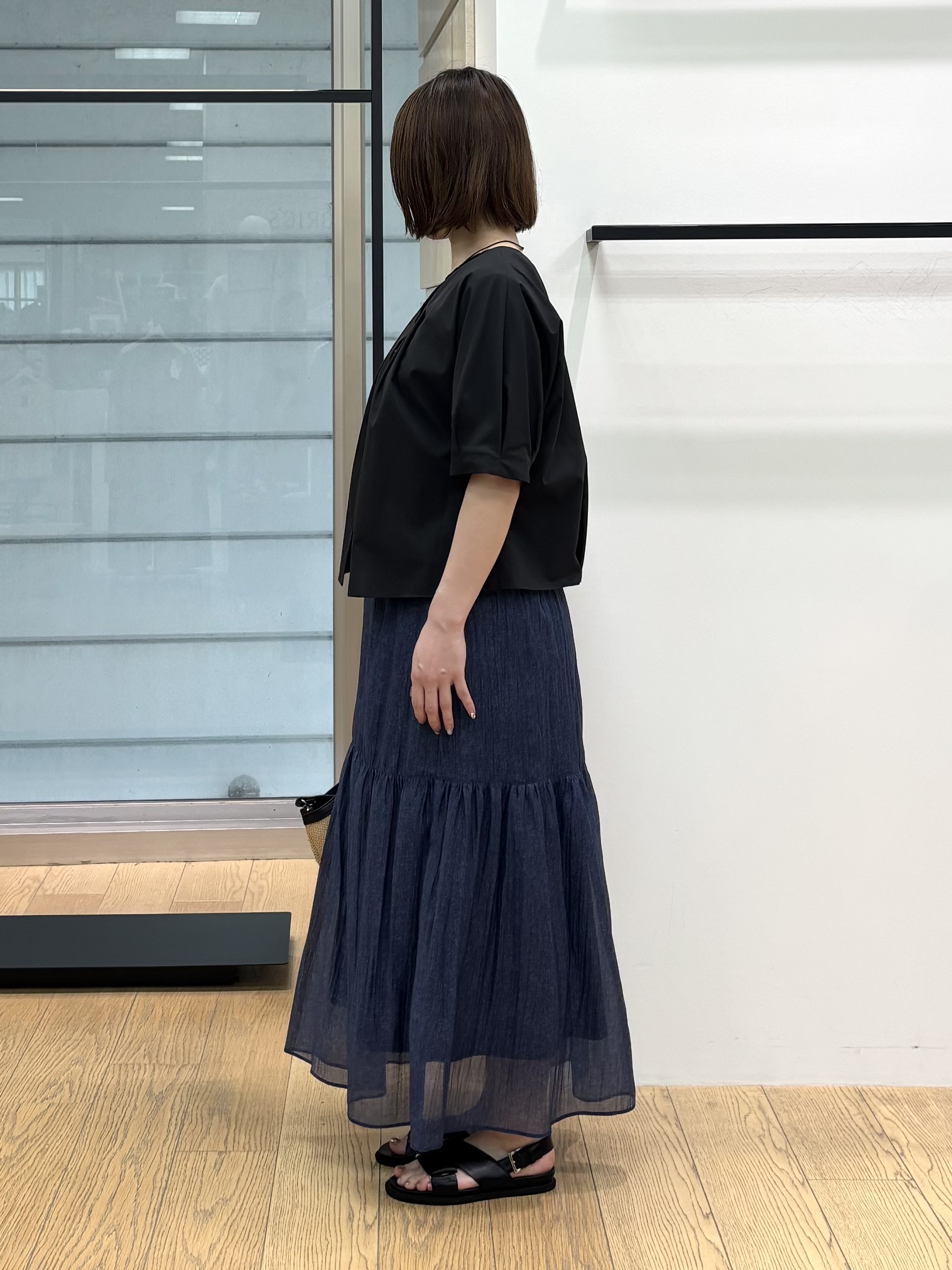 asamiさんの「INDIVI｜【洗える】レイヤード風レースコンビTシャツ」を使ったコーディネート