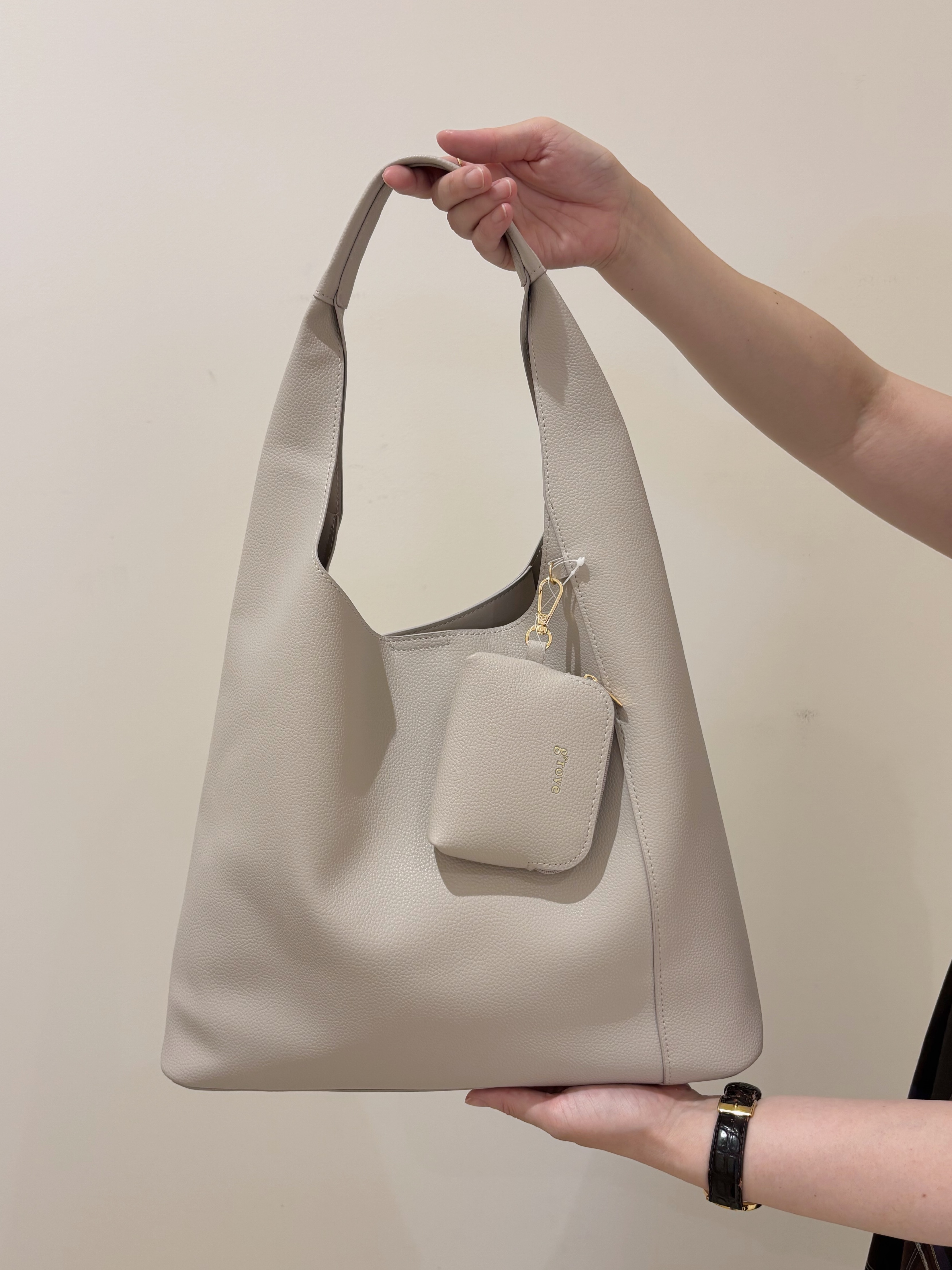 marikoさんの「grove｜【低身長さんも選べる着丈】マドラスチェックワンピース」を使ったコーディネート