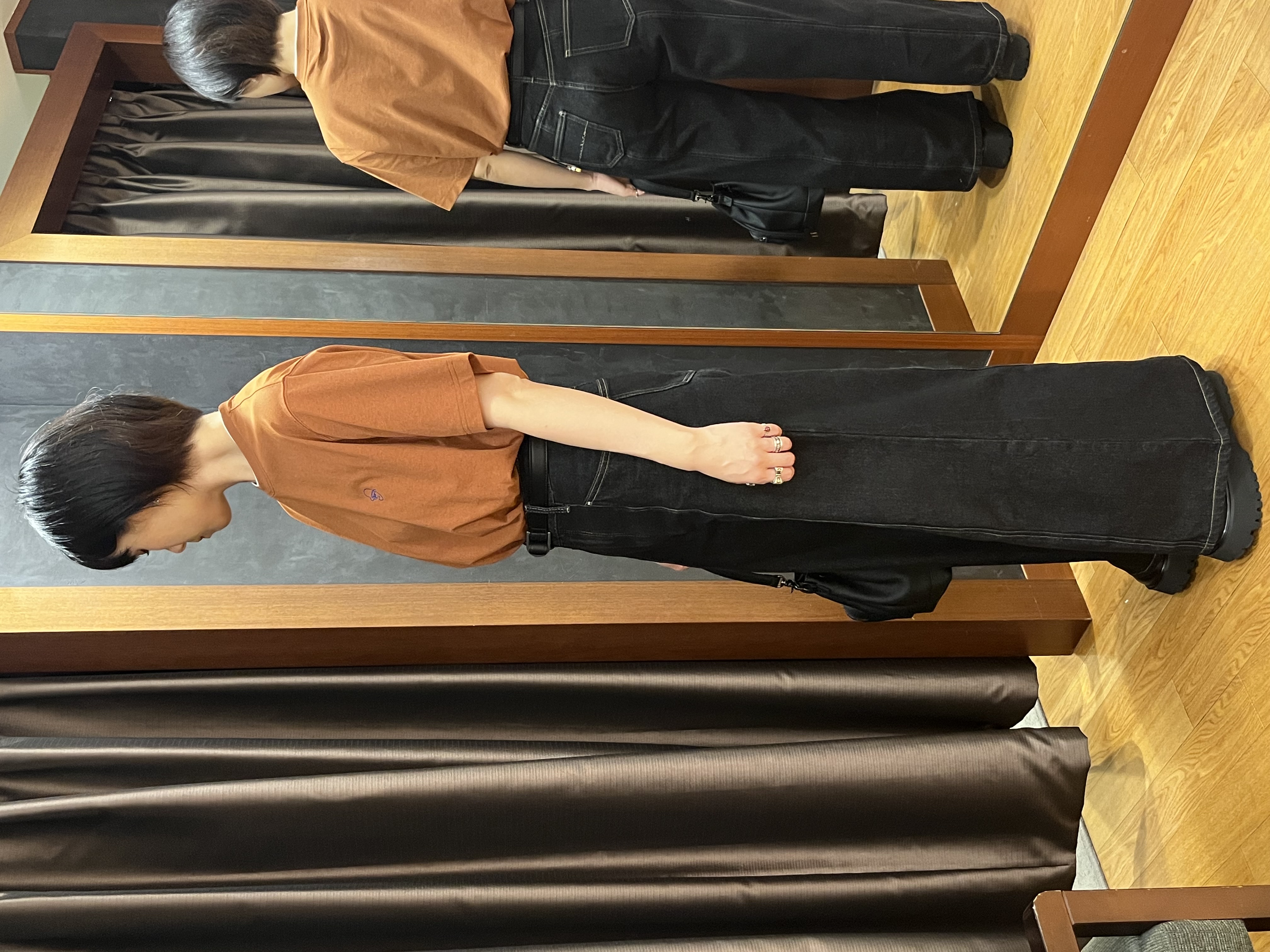 ちゃんみなさんの「TAKEO KIKUCHI｜【汗染み軽減】フェイクレイヤー ワンポイント プルオーバー」を使ったコーディネート