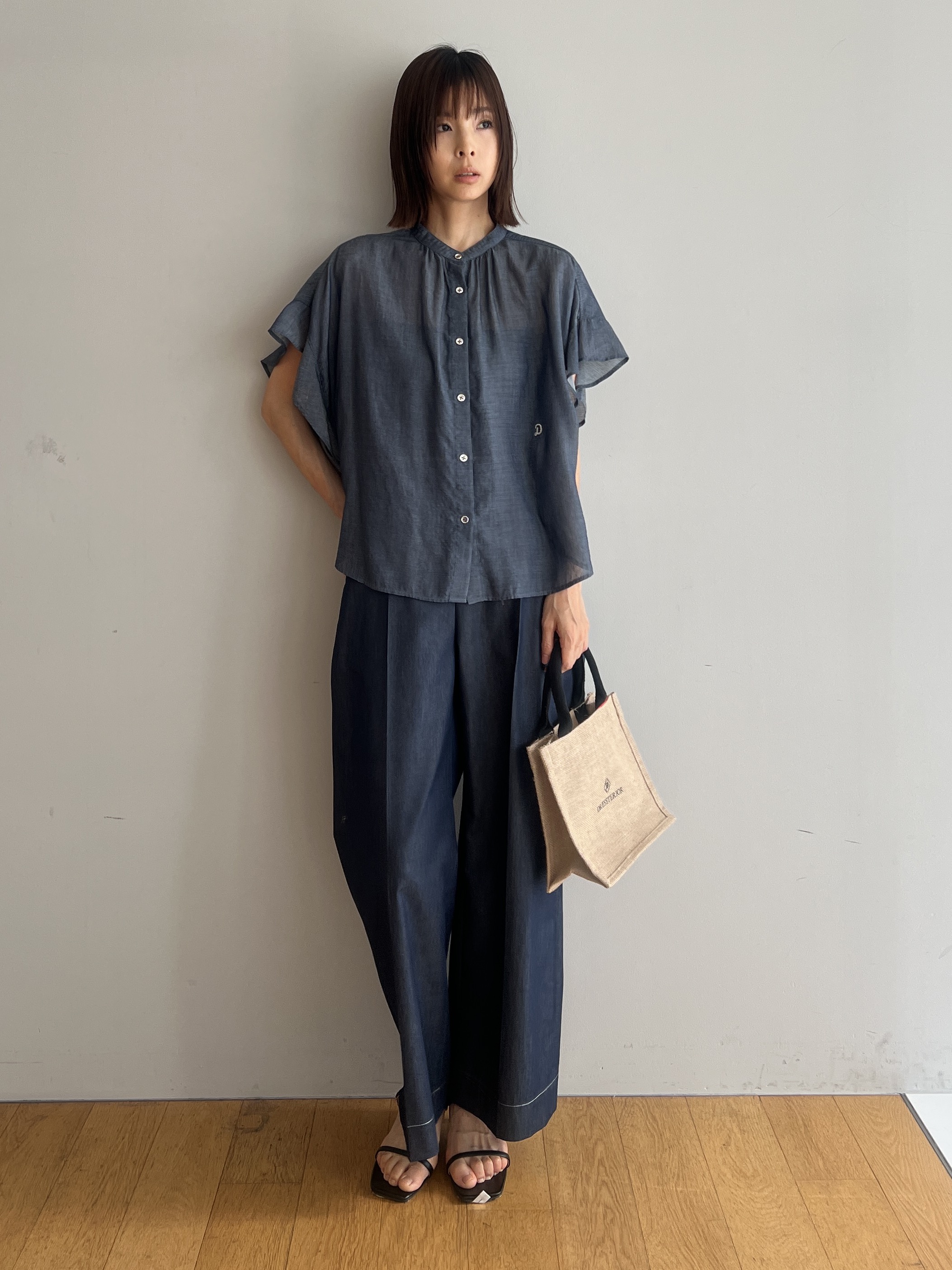 misaさんの「DRESSTERIOR｜【otonaMUSE5月号掲載】スキニーベルトサンダル」を使ったコーディネート