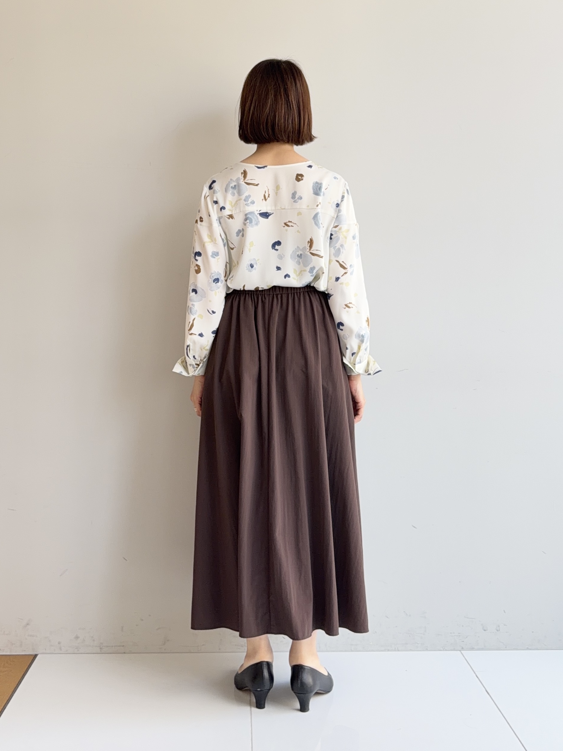 murayamaさんの「INDIVI｜【ラム革／美脚／通勤】レザーパンプス」を使ったコーディネート