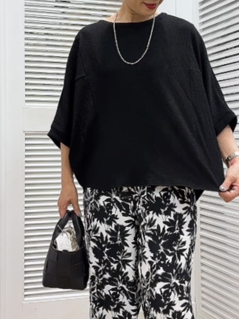 Yasucoさんの「Dessin｜シュリンクジャージ カットソー」を使ったコーディネート