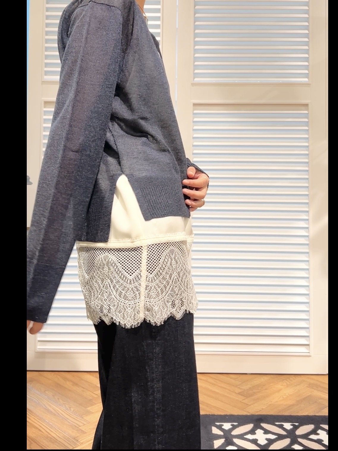 OCHIAIさんの「DRESSTERIOR｜【日除け/冷房対策】ウォッシャブルシアーカーディガン」を使ったコーディネート