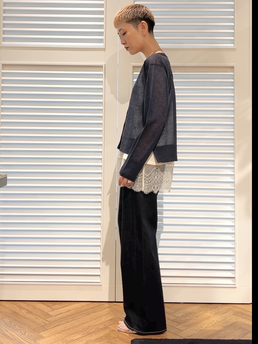 OCHIAIさんの「DRESSTERIOR｜【日除け/冷房対策】ウォッシャブルシアーカーディガン」を使ったコーディネート