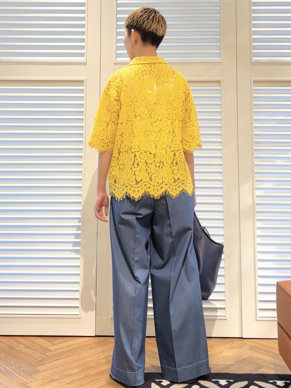 OCHIAIさんの「DRESSTERIOR｜【ウォッシャブル/羽織りにも便利】シアーコードレースブラウス」を使ったコーディネート
