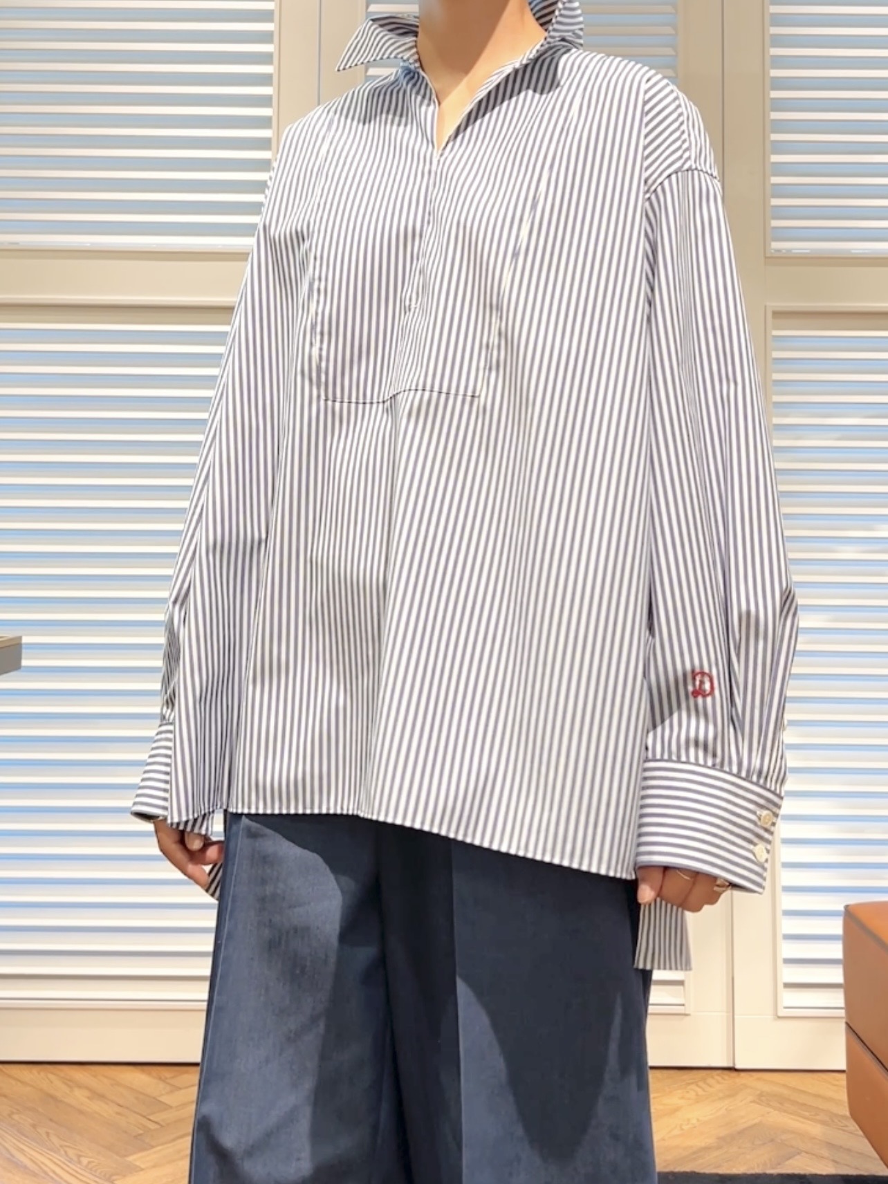 OCHIAIさんの「DRESSTERIOR｜【接触冷感/UVカット/着回し】スキッパーブラウス」を使ったコーディネート