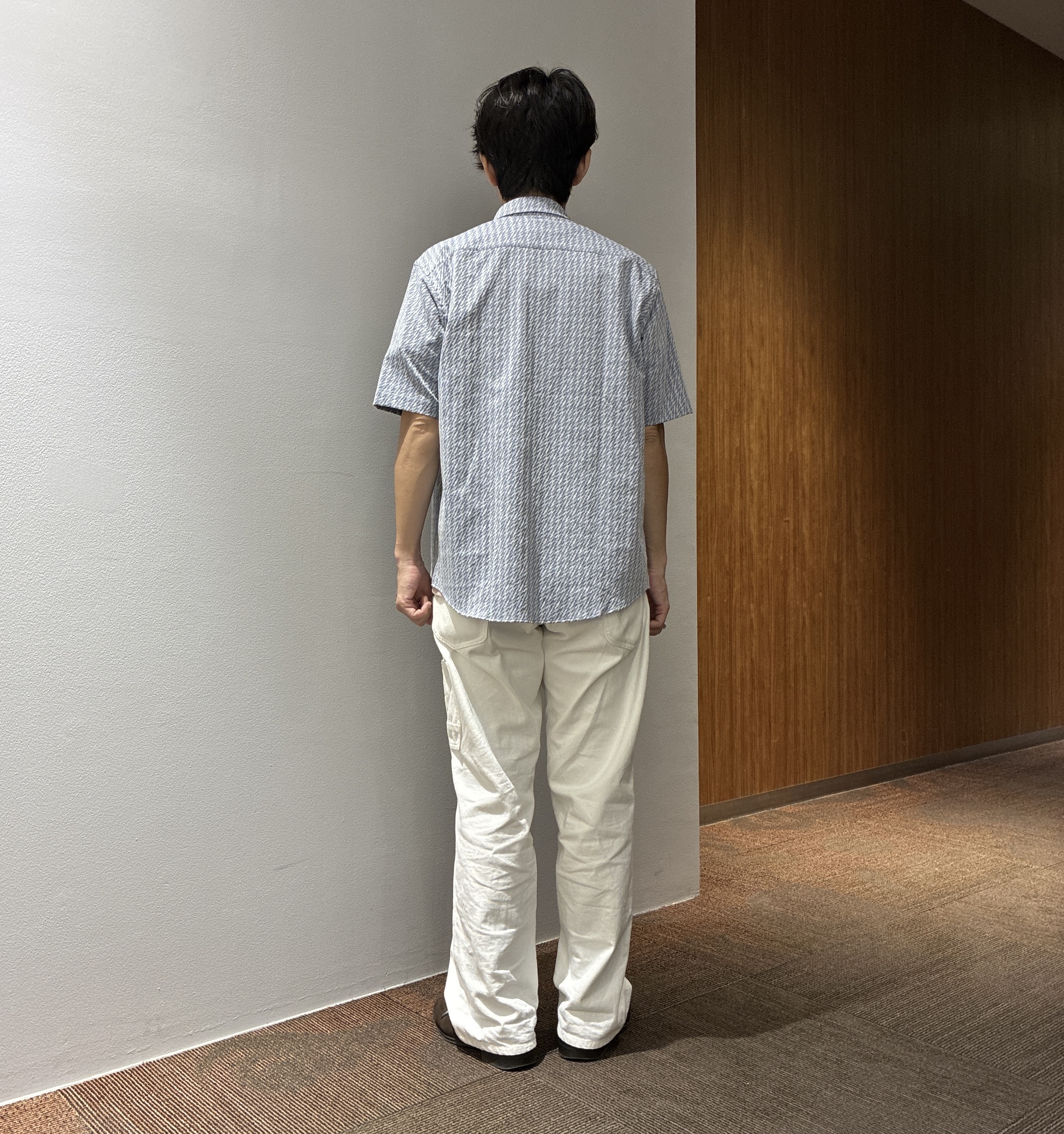 わいずみさんの「TAKEO KIKUCHI｜播州織り 千鳥 半袖シャツ」を使ったコーディネート