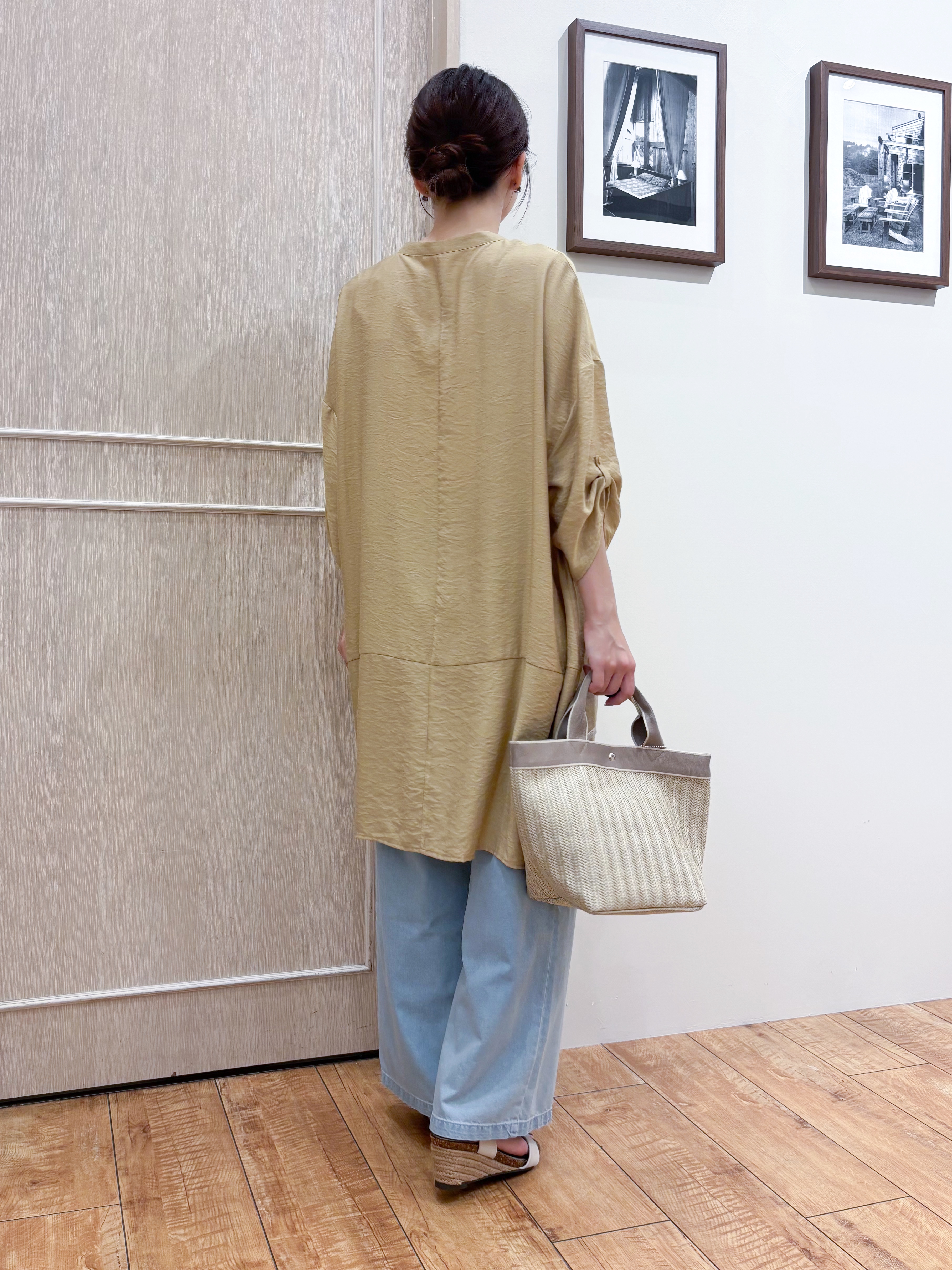 なみさんの「SHOO･LA･RUE｜【ひんやり/S-LL/洗濯機可】体型カバーにも ゆるっとリラックスチュニック」を使ったコーディネート