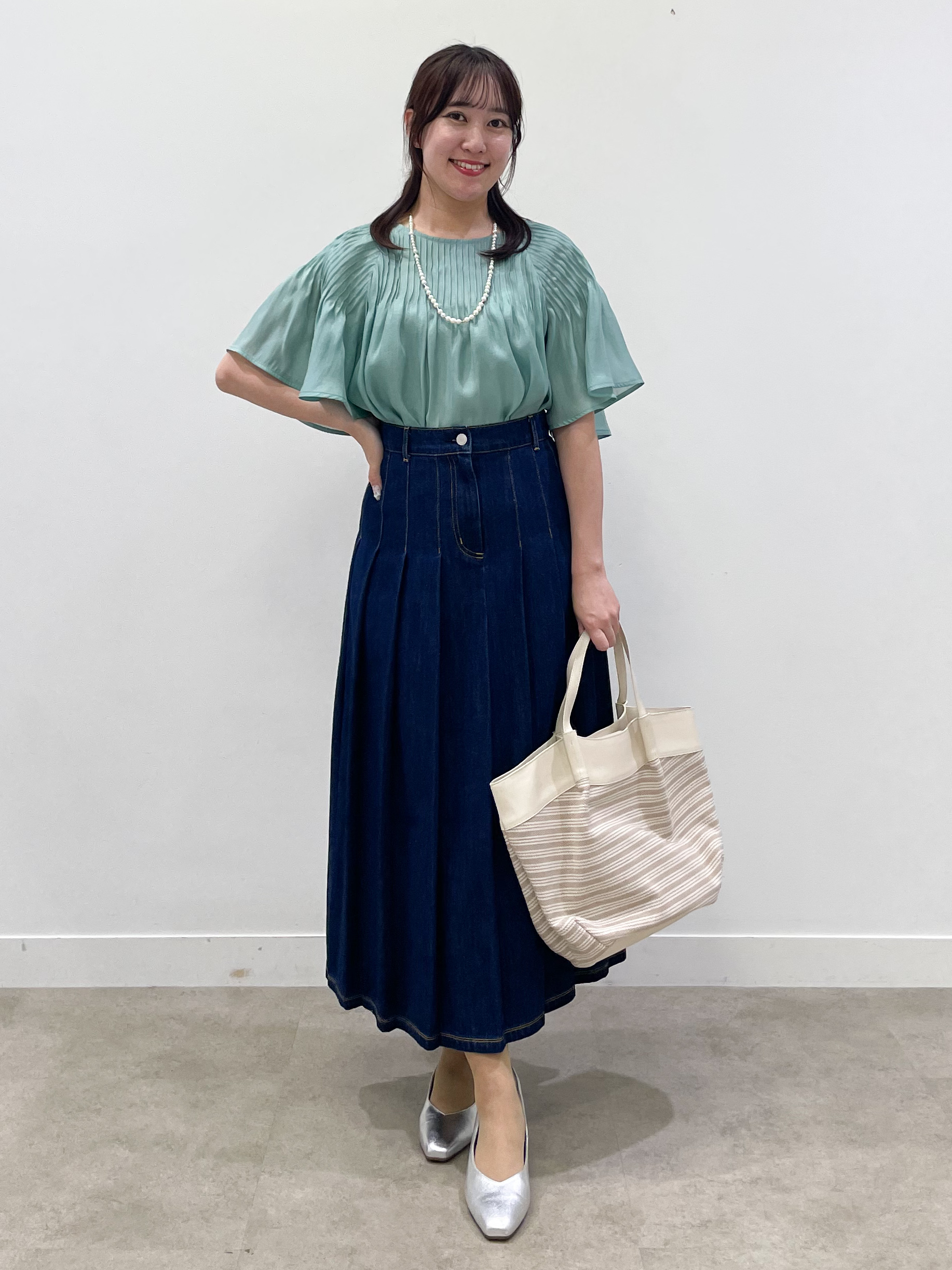 yukariさんの「Reflect｜ピンタックデザインフレアスリーブブラウス」を使ったコーディネート