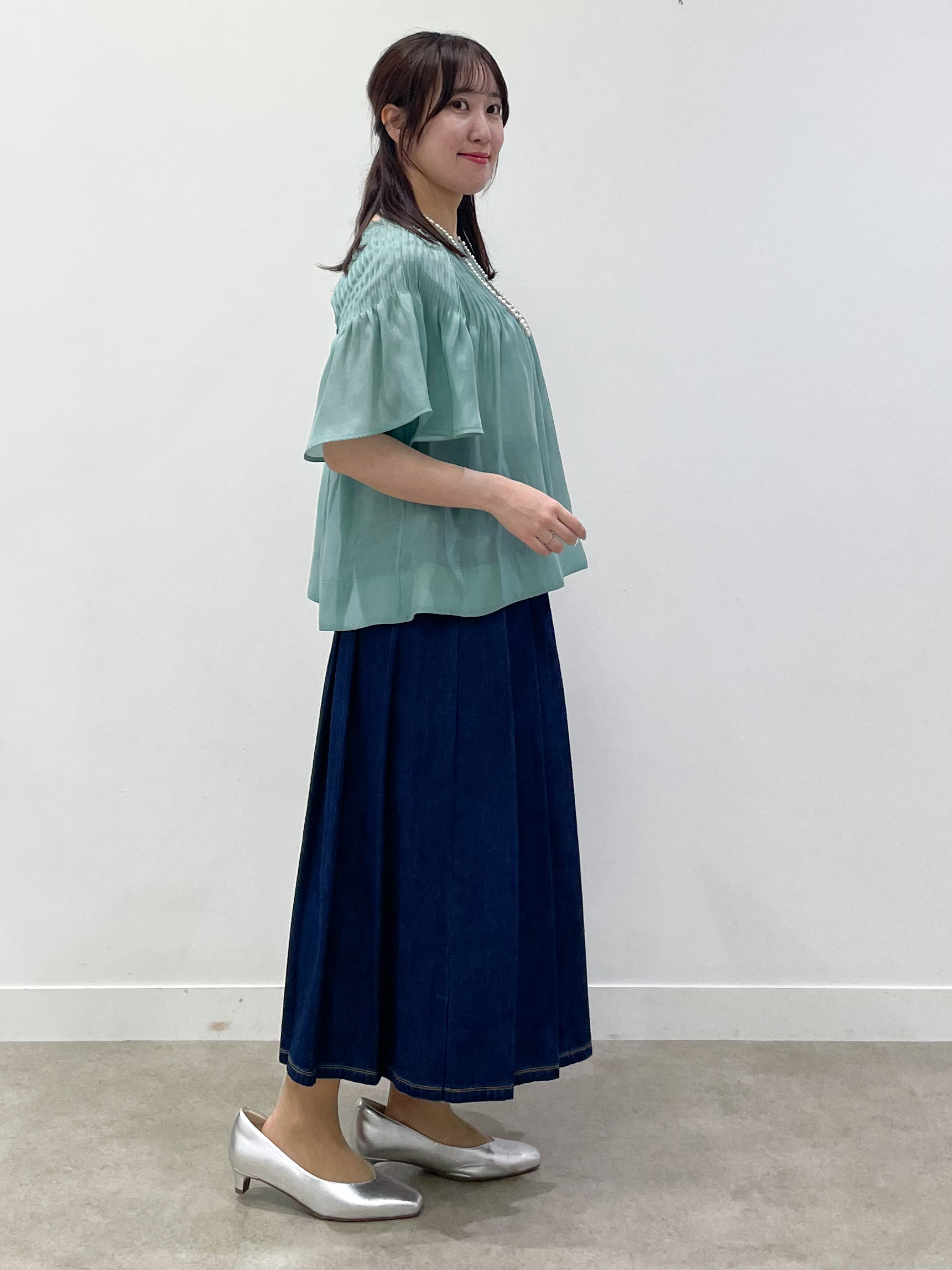 yukariさんの「Reflect｜ピンタックデザインフレアスリーブブラウス」を使ったコーディネート