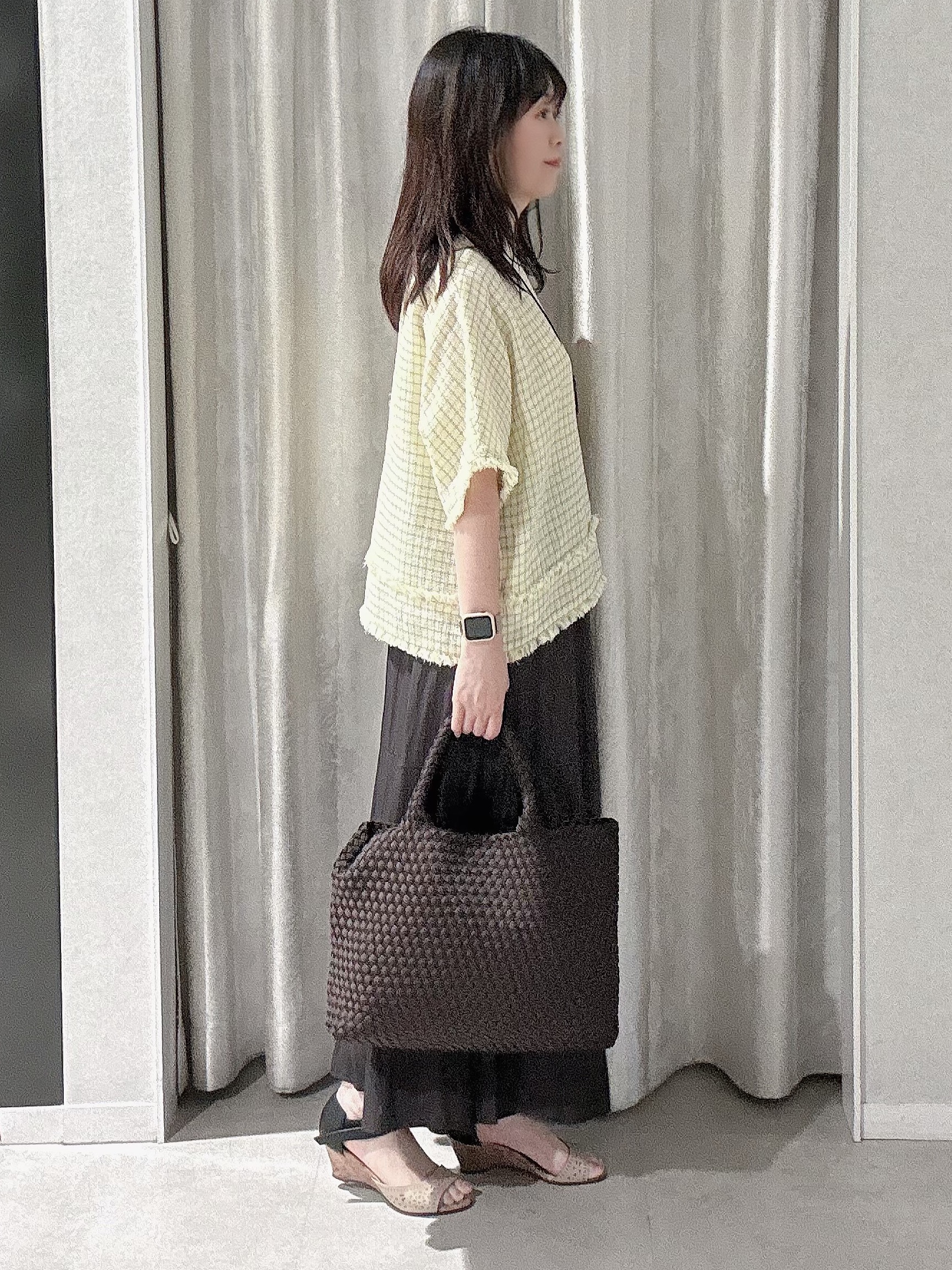 makiさんの「UNTITLED｜ファンシーツイードブラウス」を使ったコーディネート