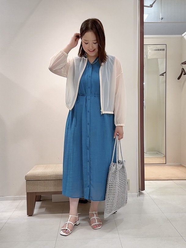 YUIさんの「UNTITLED｜トリコットシアーブラウス」を使ったコーディネート