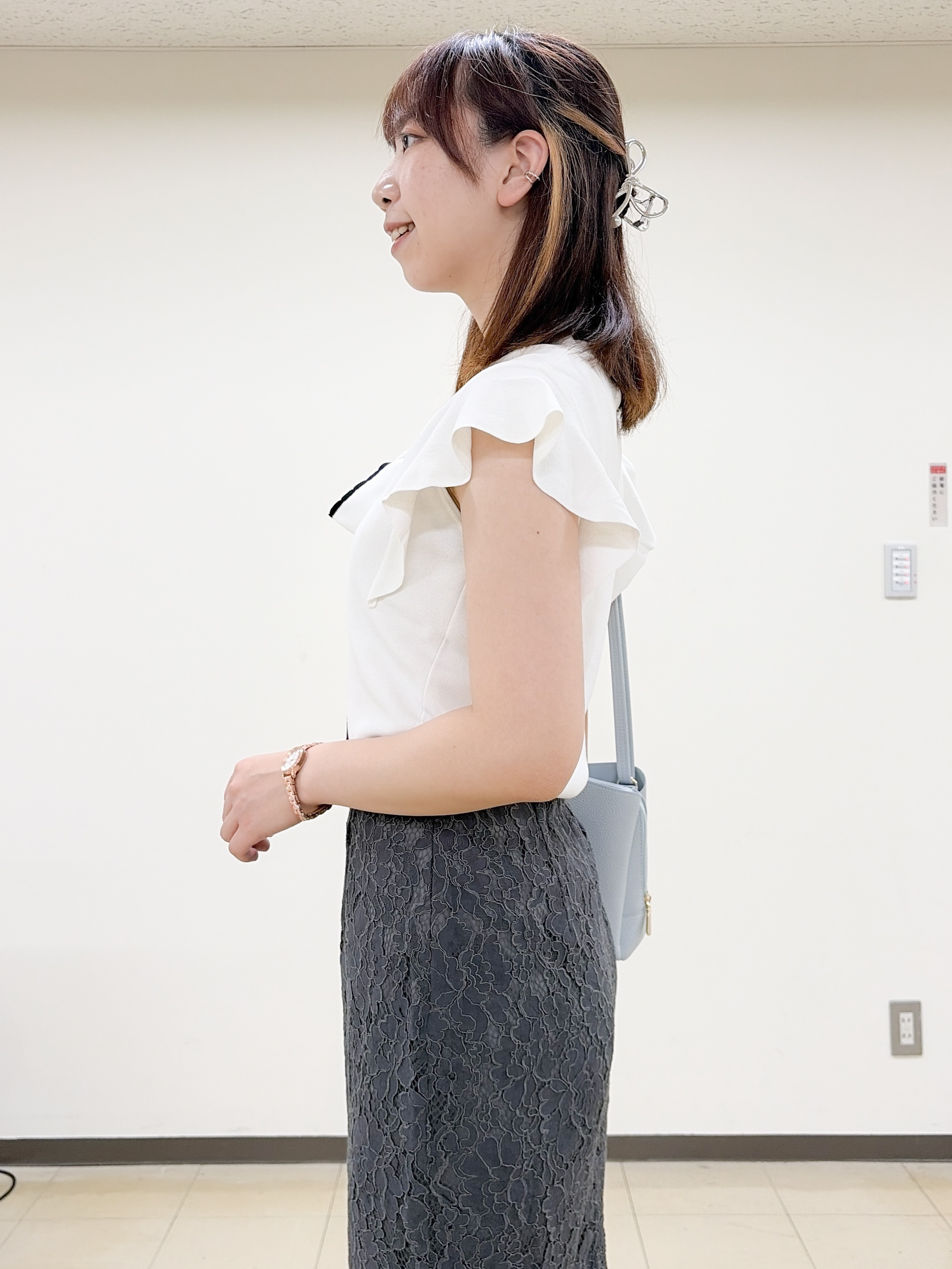 yurinaさんの「index｜【UVケア／接触冷感】バイカラーボウタイフリルトップス《洗濯機OK》」を使ったコーディネート