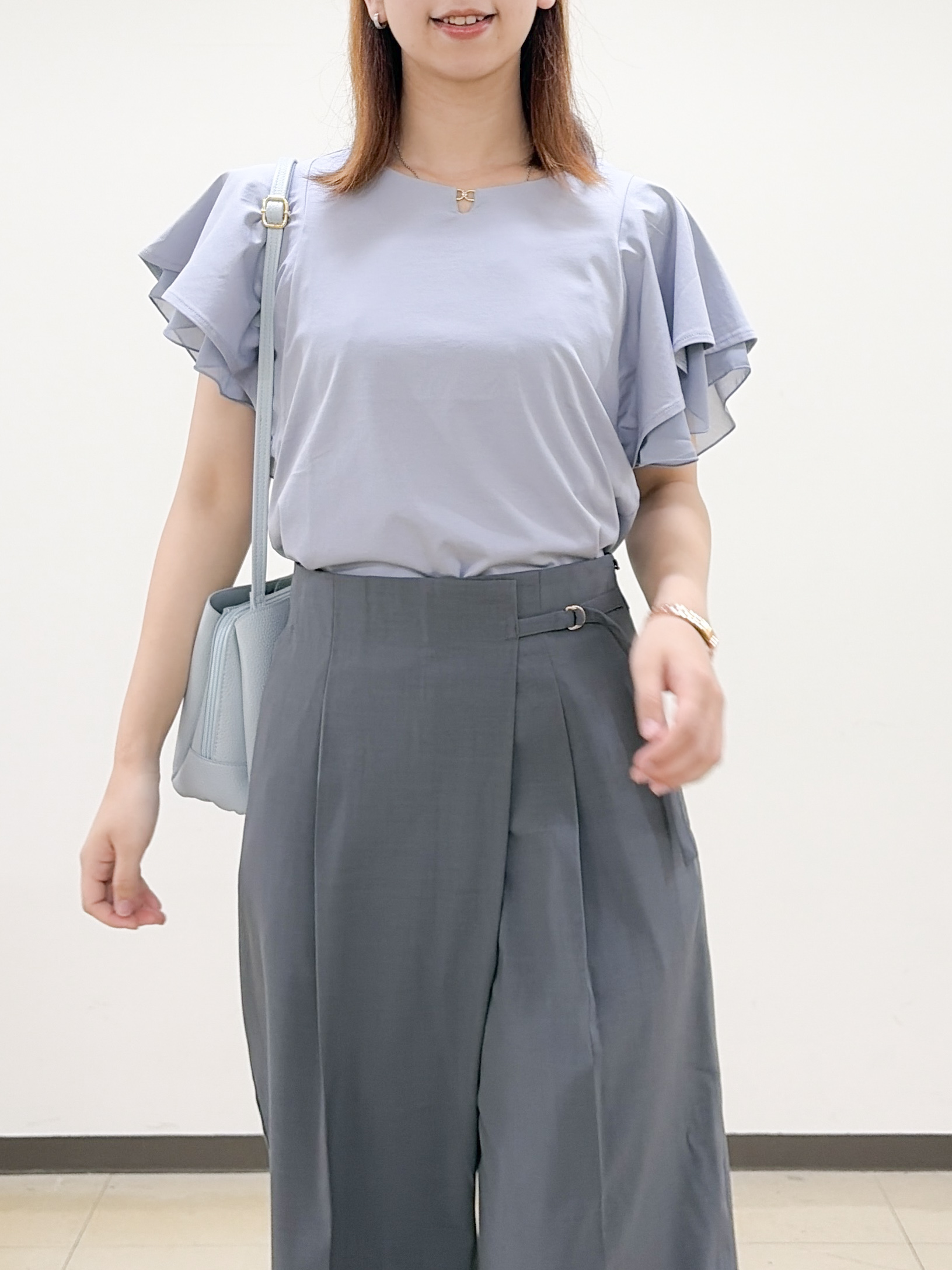 yurinaさんの「index｜【接触冷感／UVケア】シフォンフリルドッキングトップス《洗濯機OK》」を使ったコーディネート