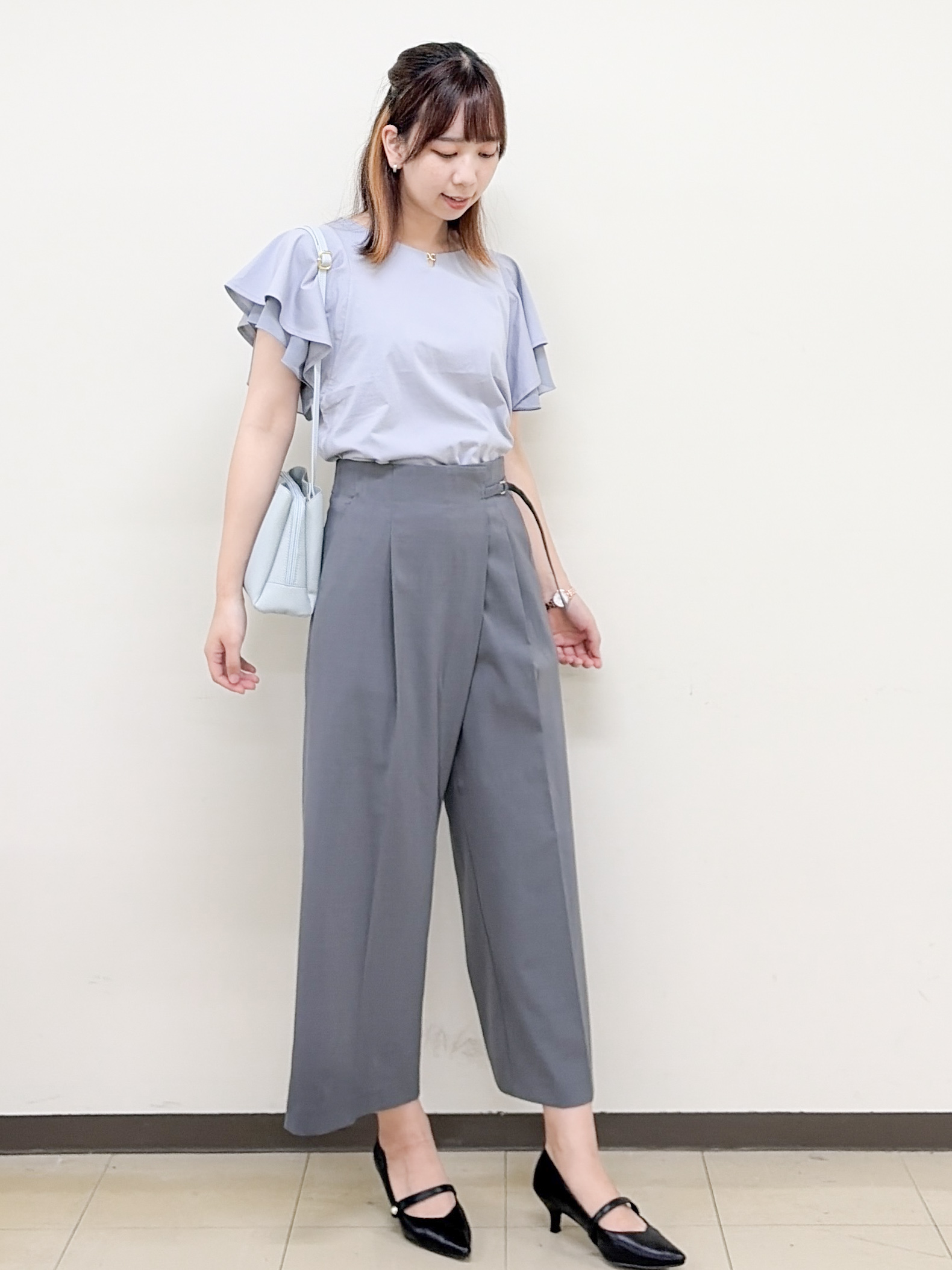 yurinaさんの「index｜【接触冷感／UVケア】シフォンフリルドッキングトップス《洗濯機OK》」を使ったコーディネート