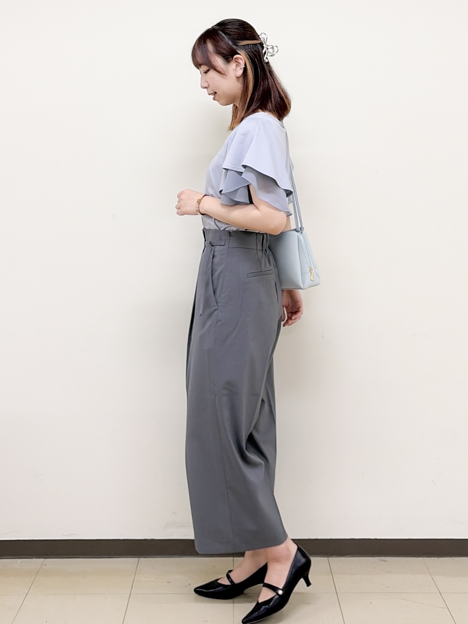 yurinaさんの「index｜【接触冷感／UVケア】シフォンフリルドッキングトップス《洗濯機OK》」を使ったコーディネート