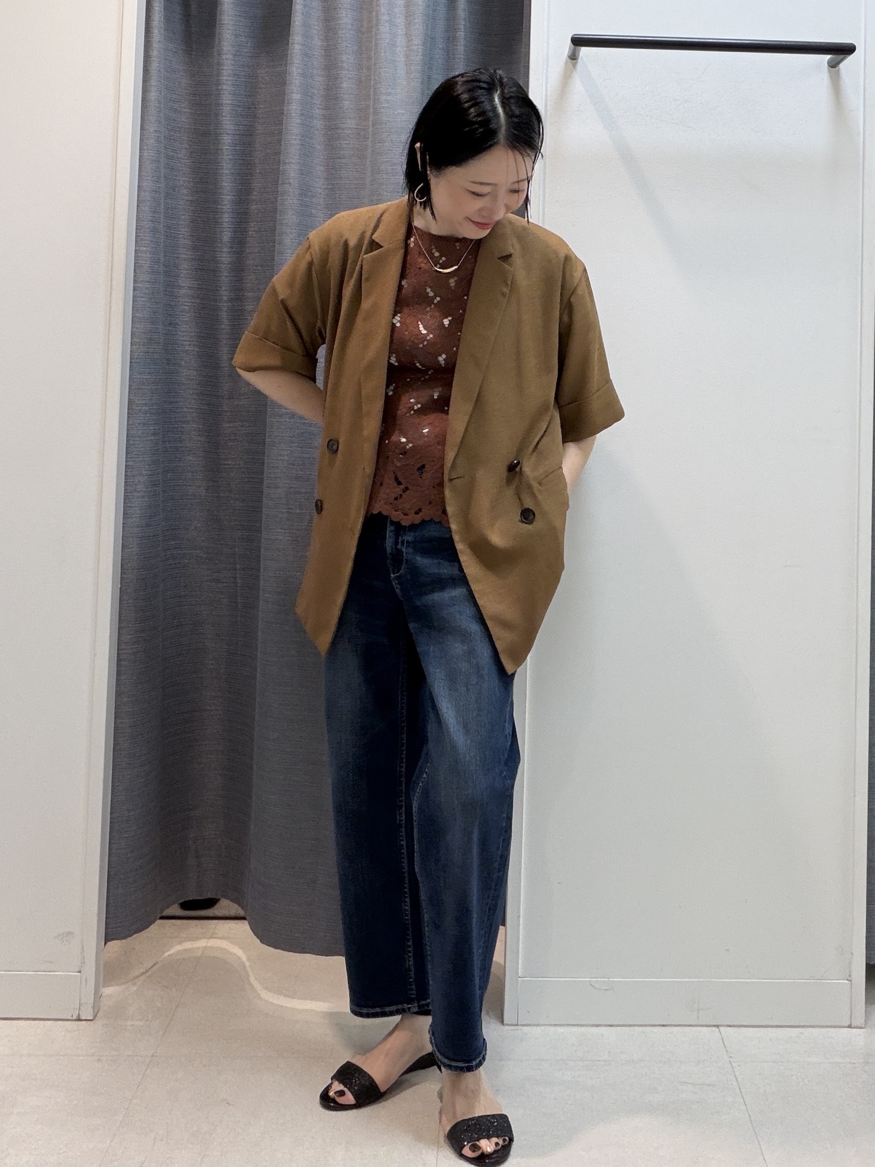 shihoさんの「INDIVI｜【洗える／メッシュ素材／SETUP可能】半袖シアージャケット」を使ったコーディネート