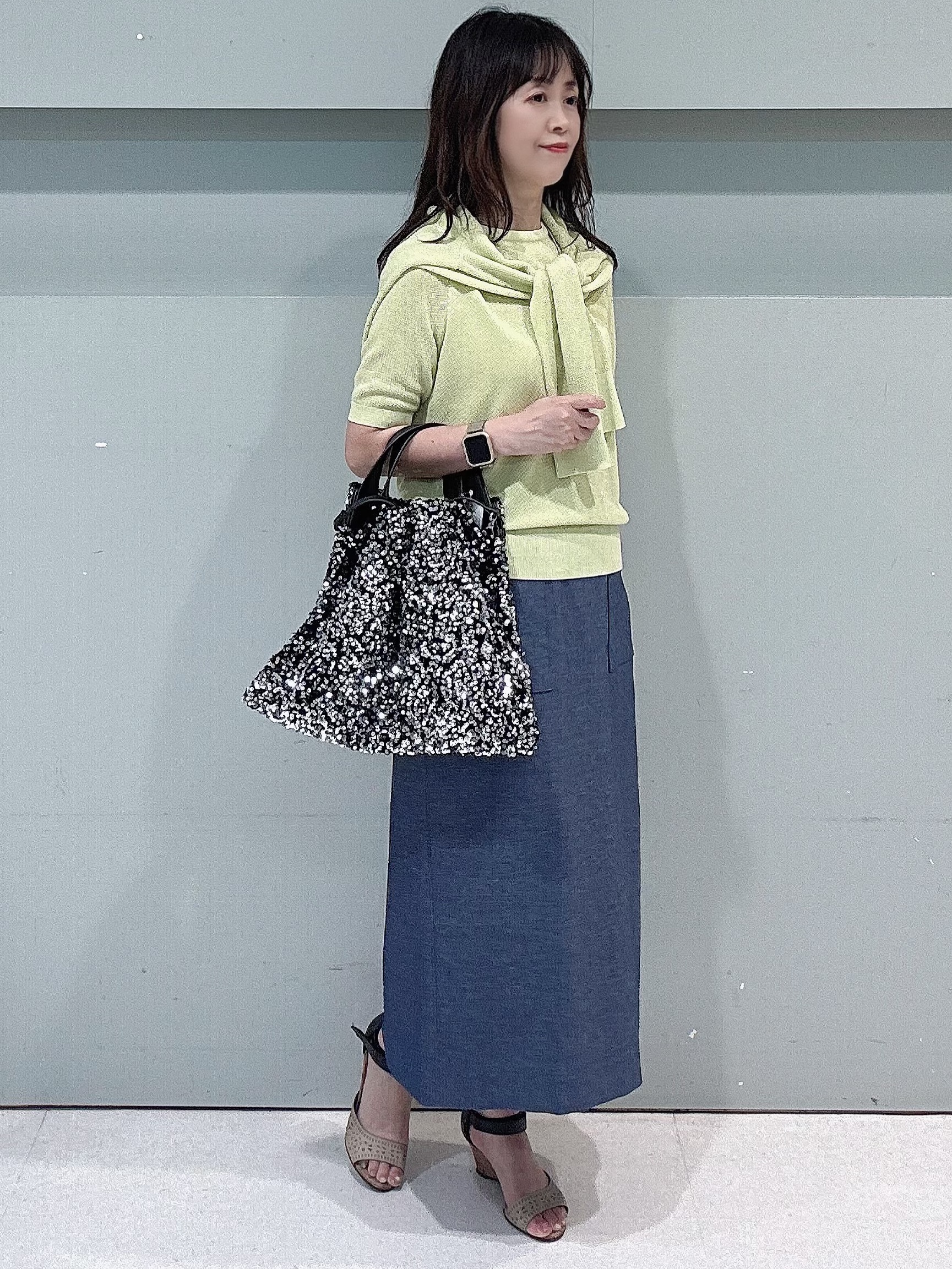 makiさんの「UNTITLED｜【アンサンブル可】ラメ混クルーネックカーディガン」を使ったコーディネート