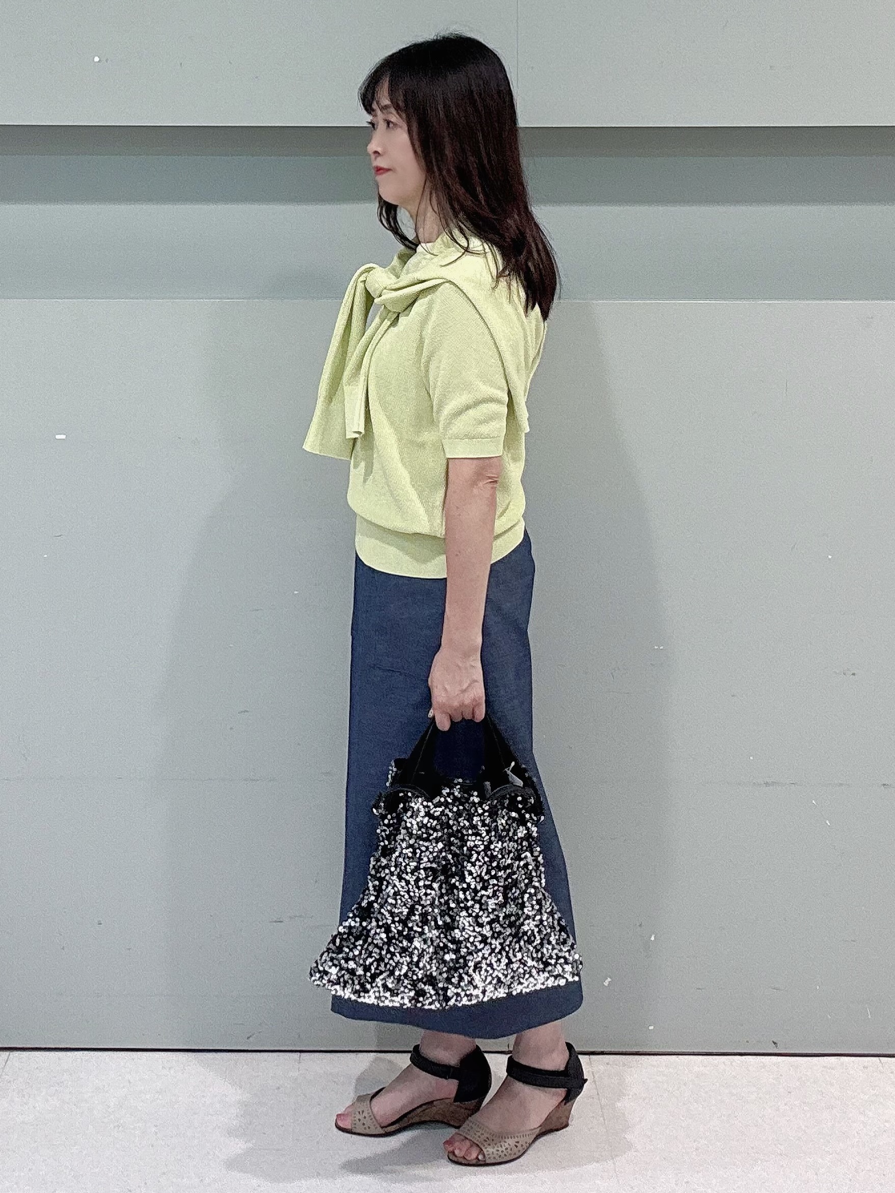 makiさんの「UNTITLED｜【アンサンブル可】ラメ混クルーネックカーディガン」を使ったコーディネート