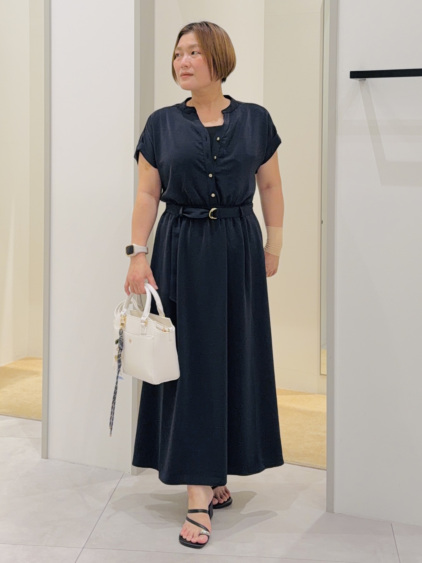 タナさんの「THE SHOP TK｜【M-XL/ひんやり/遮熱】やみつきになる とろみスキッパーワンピース」を使ったコーディネート