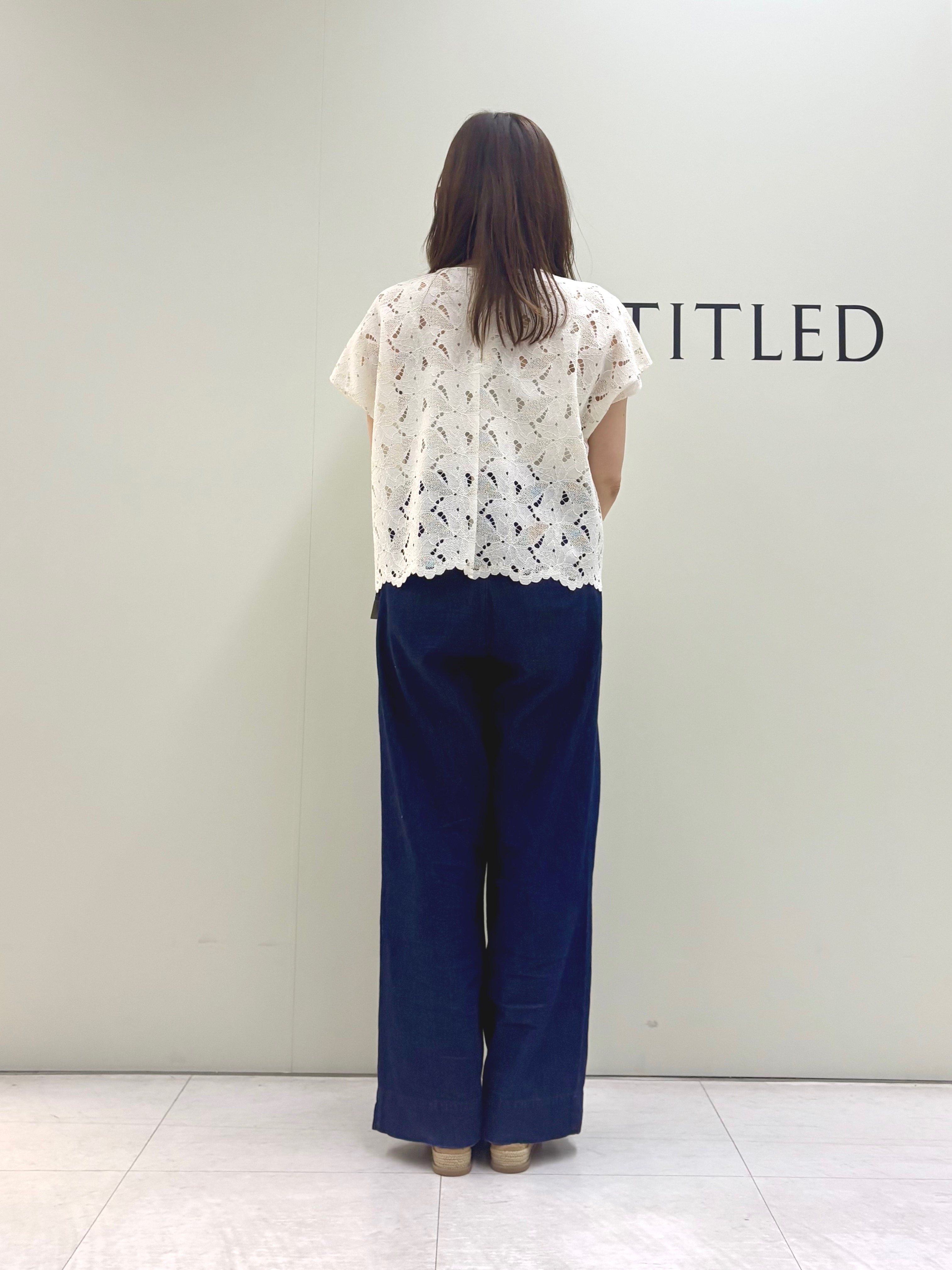 Sakaiさんの「UNTITLED｜【セットアップ可/品のある透け感】リーフレースブラウス」を使ったコーディネート
