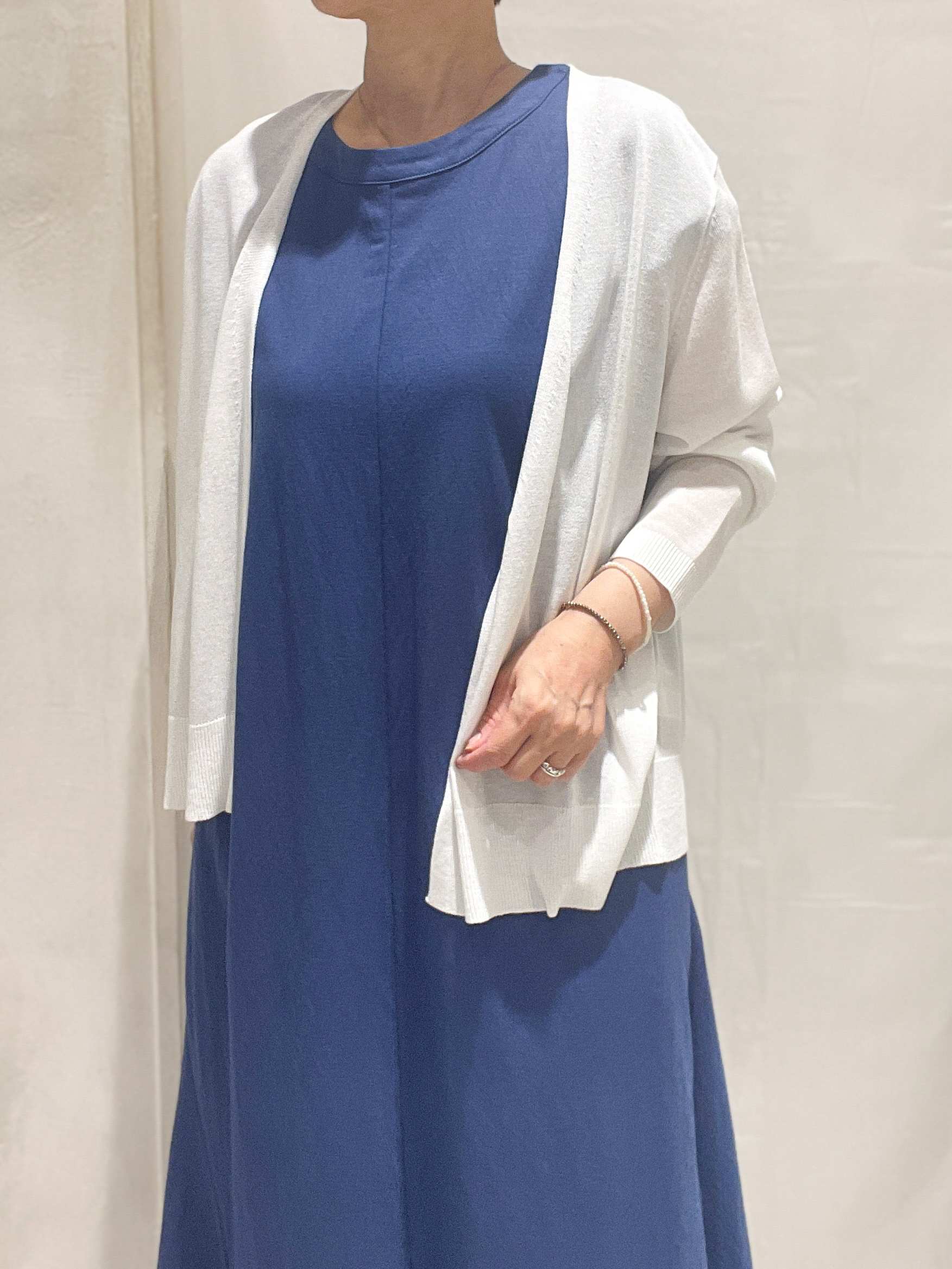 hiroさんの「grove｜高評価！【接触冷感／UVカットetc】ベーシックショートカーディガン」を使ったコーディネート