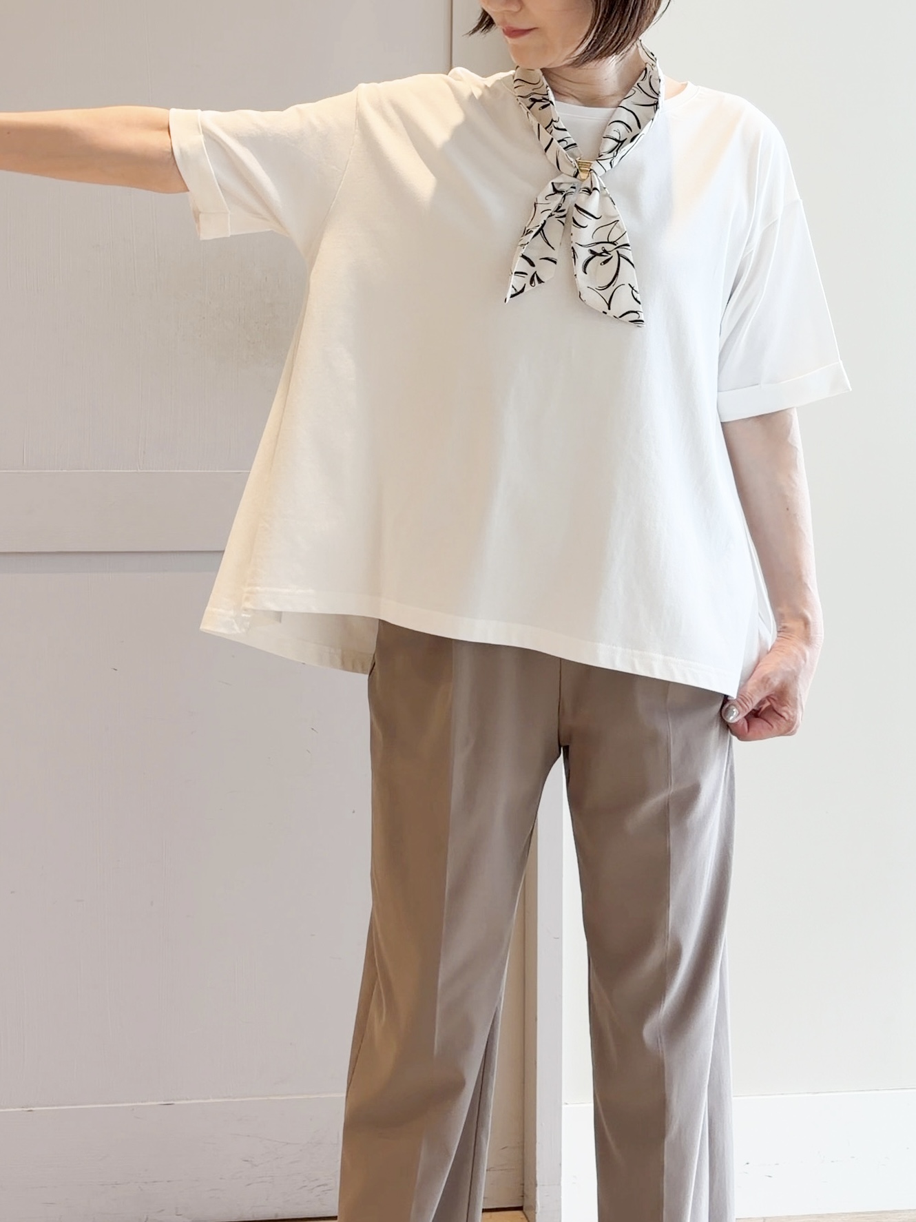 yamakoさんの「grove｜【遮熱／吸水速乾／接触冷感／UVカット】フレアシルエットTシャツ」を使ったコーディネート