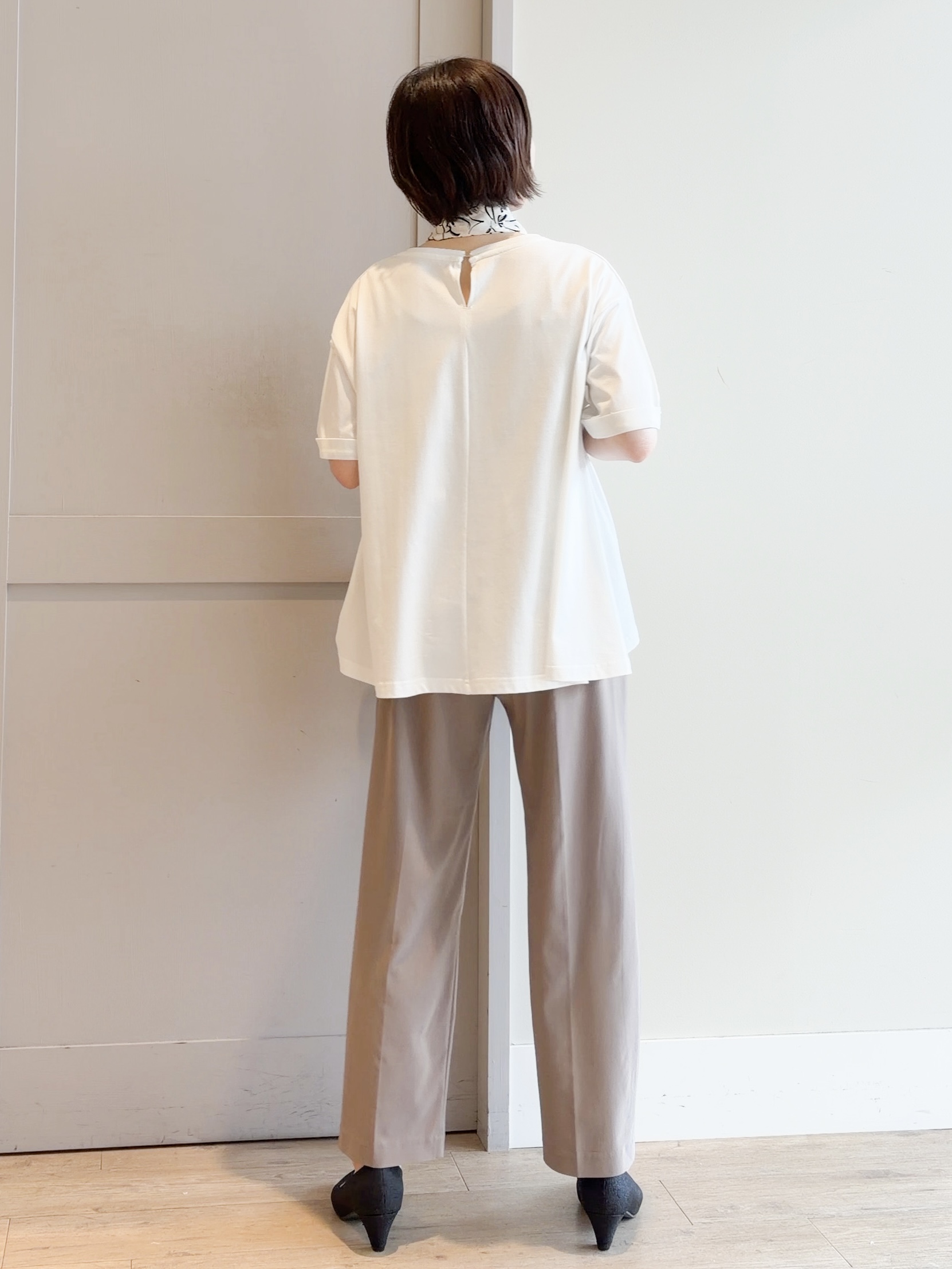 yamakoさんの「grove｜【遮熱／吸水速乾／接触冷感／UVカット】フレアシルエットTシャツ」を使ったコーディネート