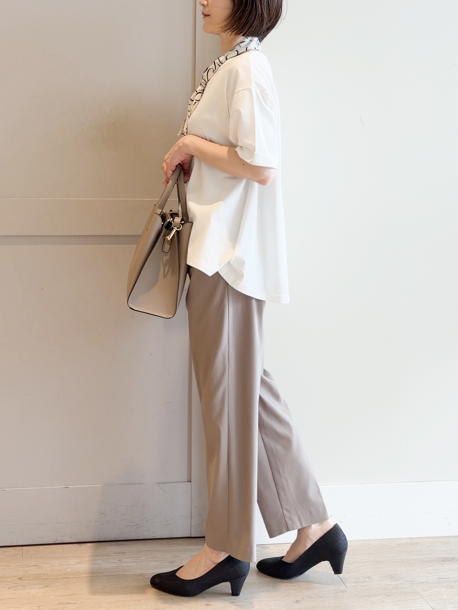 yamakoさんの「grove｜【遮熱／吸水速乾／接触冷感／UVカット】フレアシルエットTシャツ」を使ったコーディネート