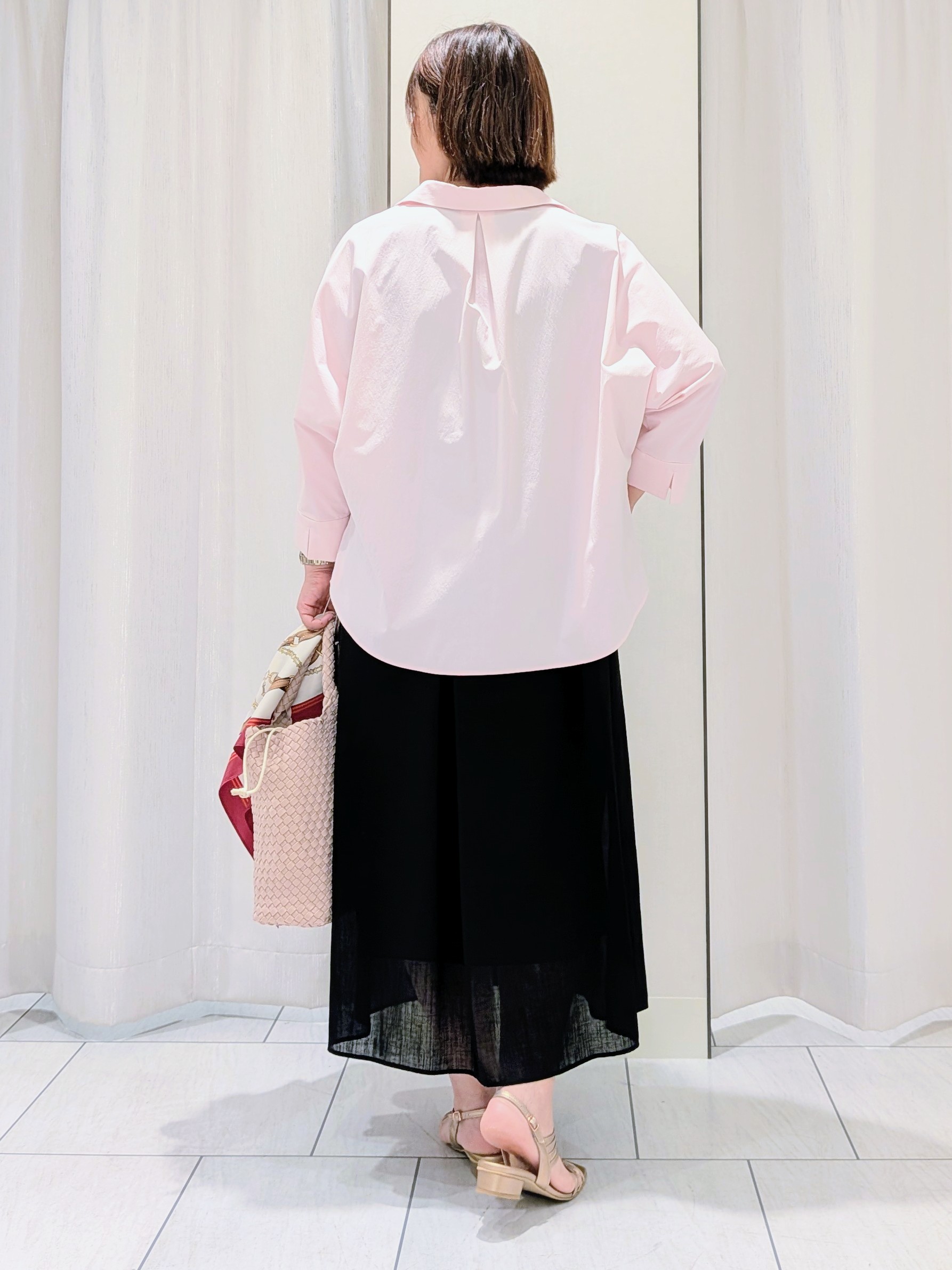 Onumaさんの「UNTITLED｜【接触冷感/吸水速乾/UVカット】ドルマンスリーブシャツ」を使ったコーディネート