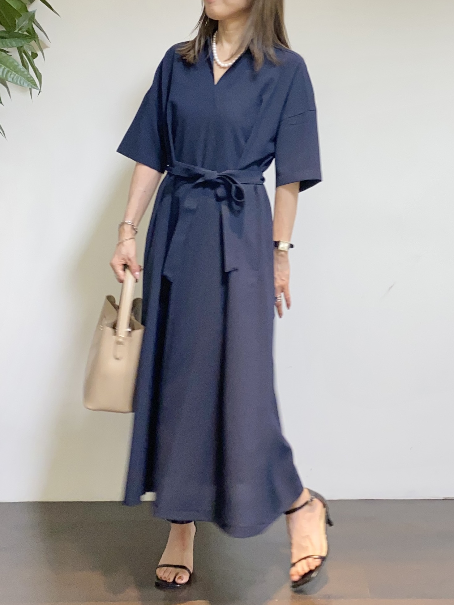 tomoさんの「UNTITLED｜【アンサンブル可/日除け・冷房対策】シアーレーヨンZIPカーディガン」を使ったコーディネート