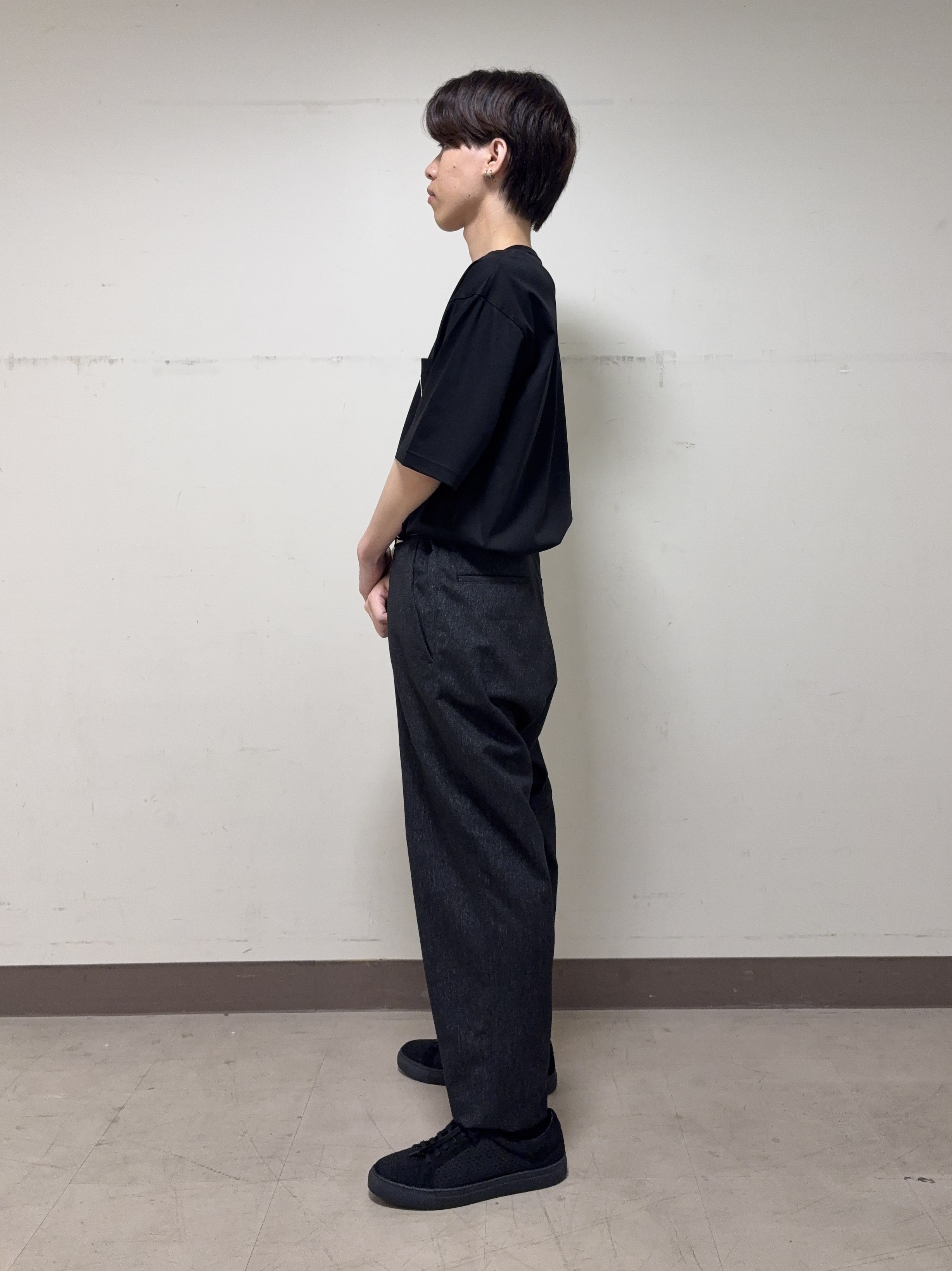 藤井 皇良さんの「TAKEO KIKUCHI｜【BOWLER HAT LABEL】アイスクリアコットンボーラーハットウォーカー 半袖ポケT」を使ったコーディネート