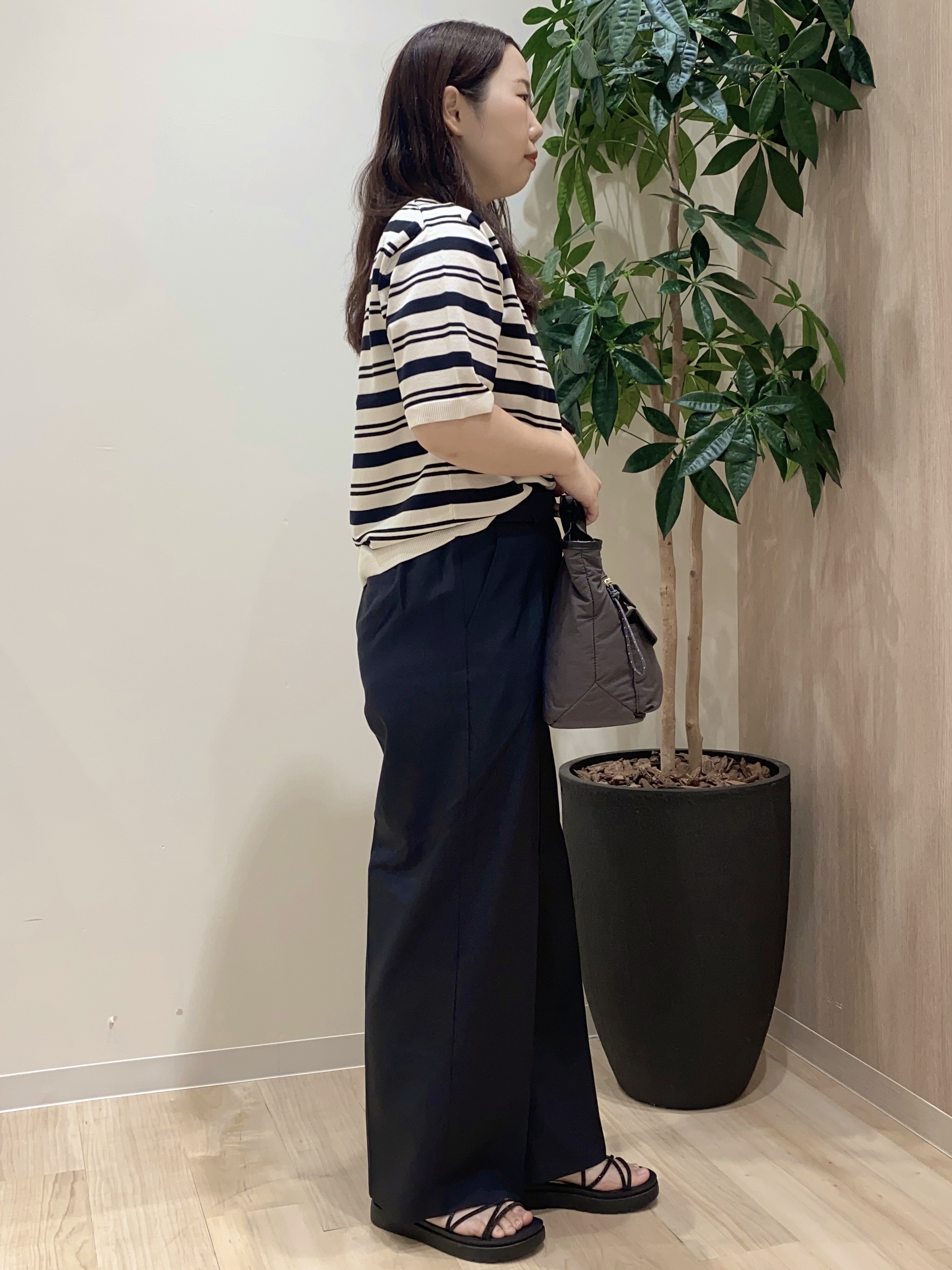 HANAさんの「grove｜【ひんやり・UVカット・洗濯機◎】Tシャツ感覚で着られるコットン混ニット」を使ったコーディネート