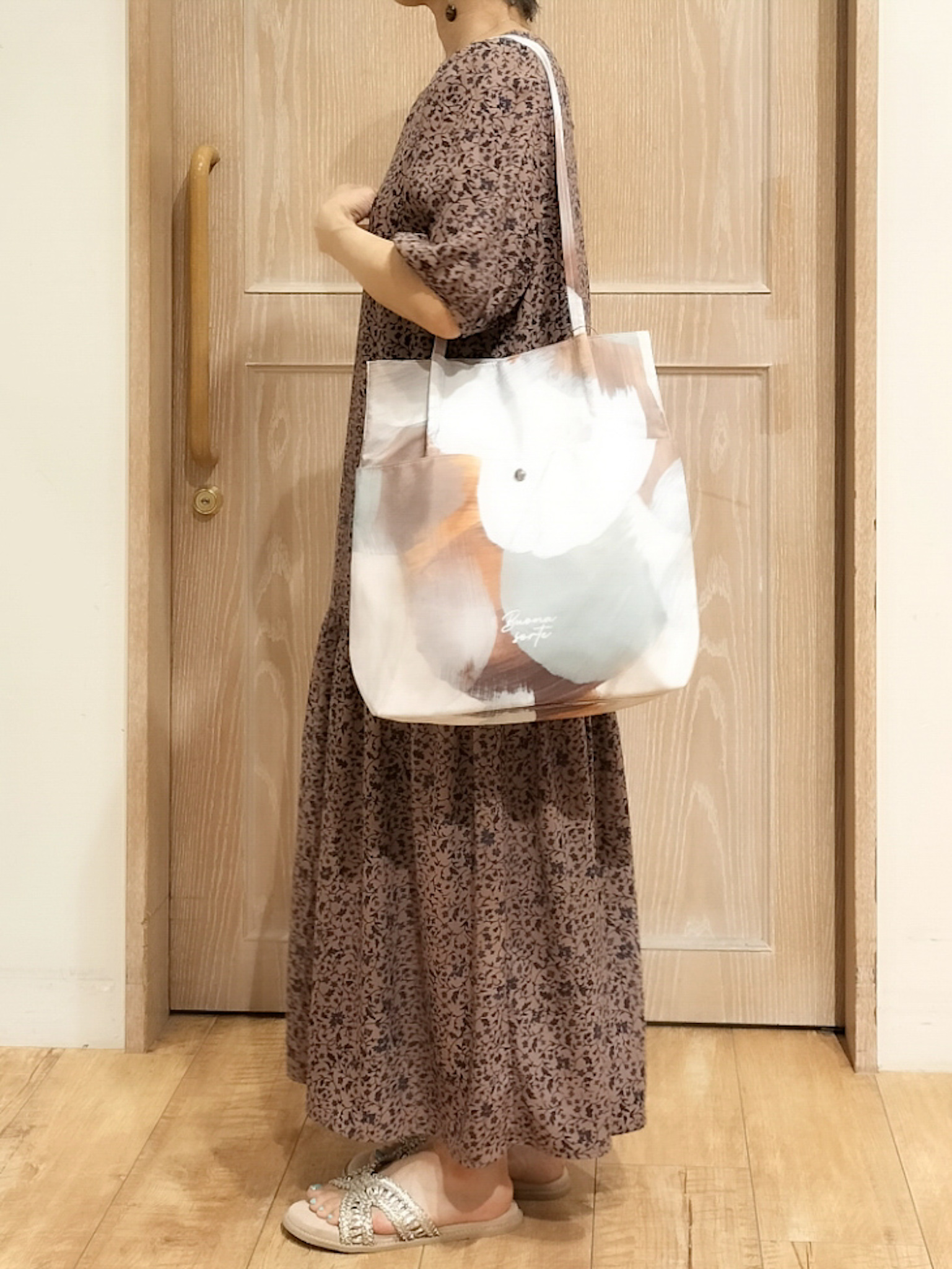 YUKIさんの「SHOO･LA･RUE｜花柄ティアードワンピース」を使ったコーディネート