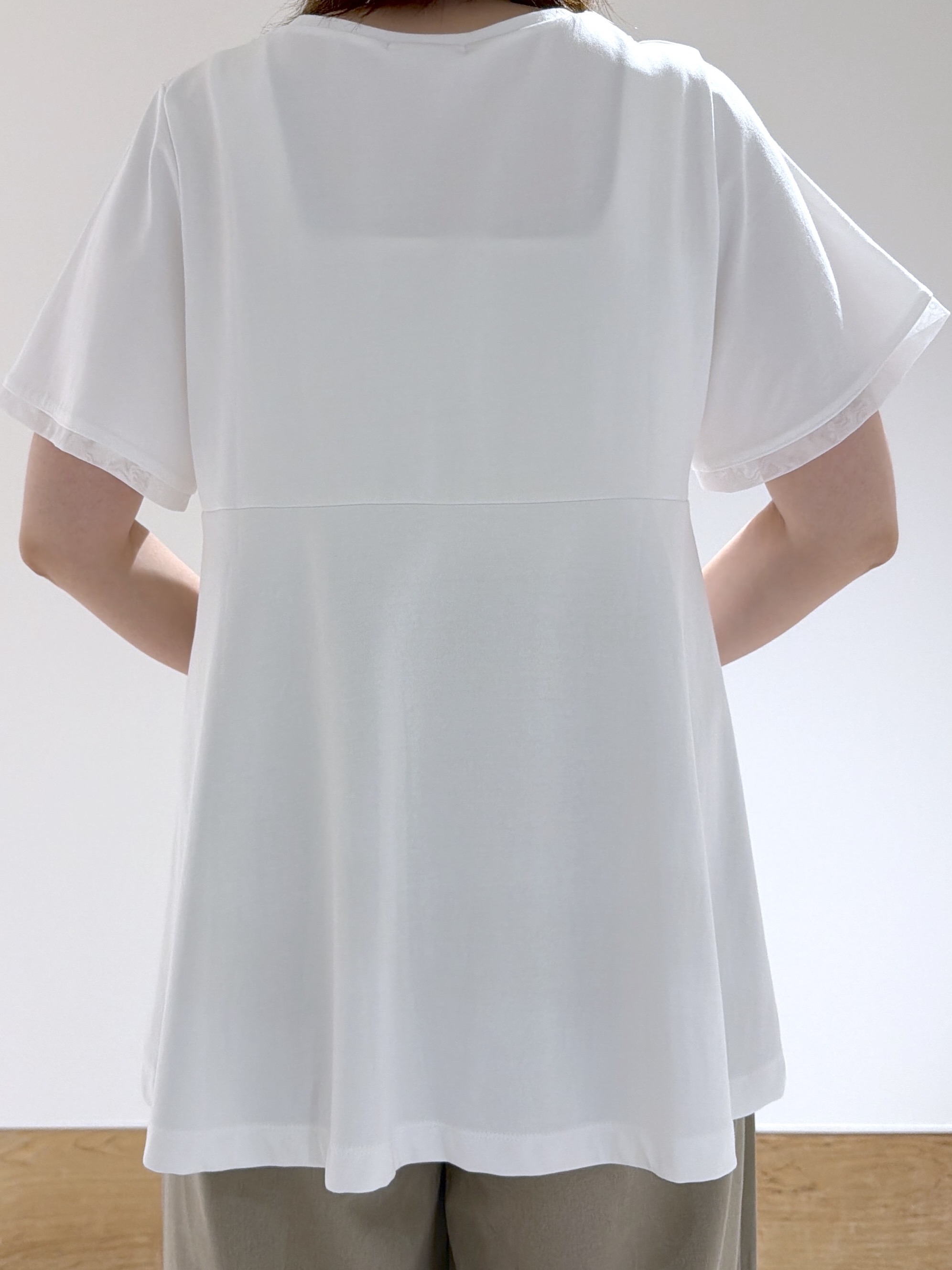 Yukinkoさんの「OPAQUE.CLIP｜【接触冷感／UV】着る冷感スーパーアイス ペプラムカットソー《洗濯機OK》」を使ったコーディネート