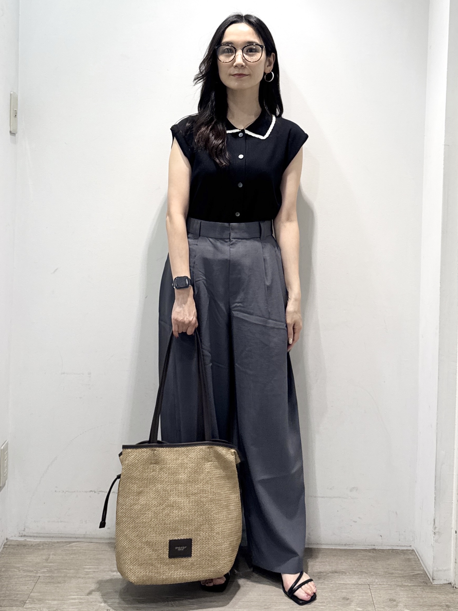 yuicciさんの「OPAQUE.CLIP｜配色衿フレンチスリーブニット【洗濯機OK】」を使ったコーディネート