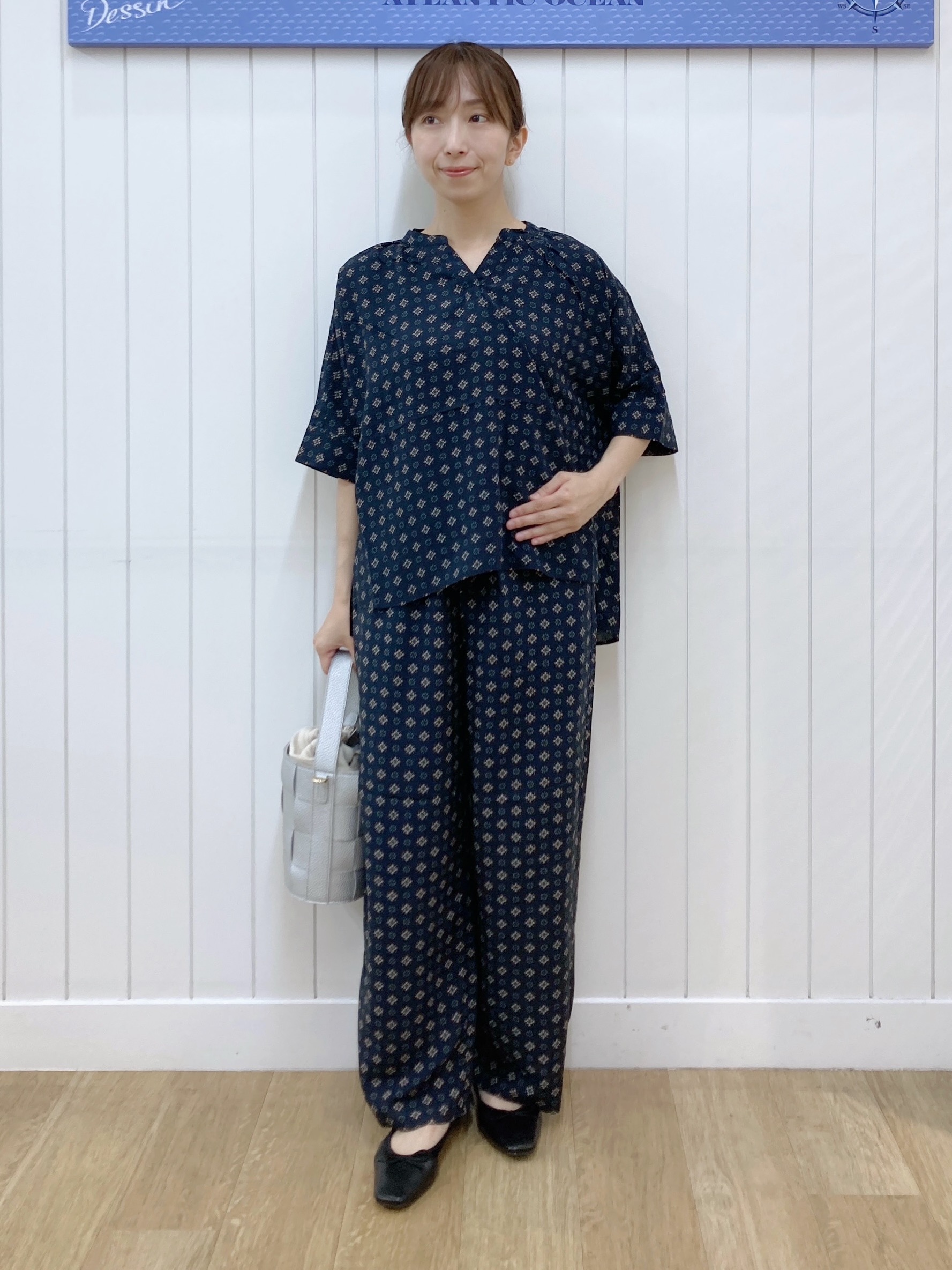yoshiさんの「Dessin｜【セットアップ可】小紋柄プリント スキッパーシャツ」を使ったコーディネート