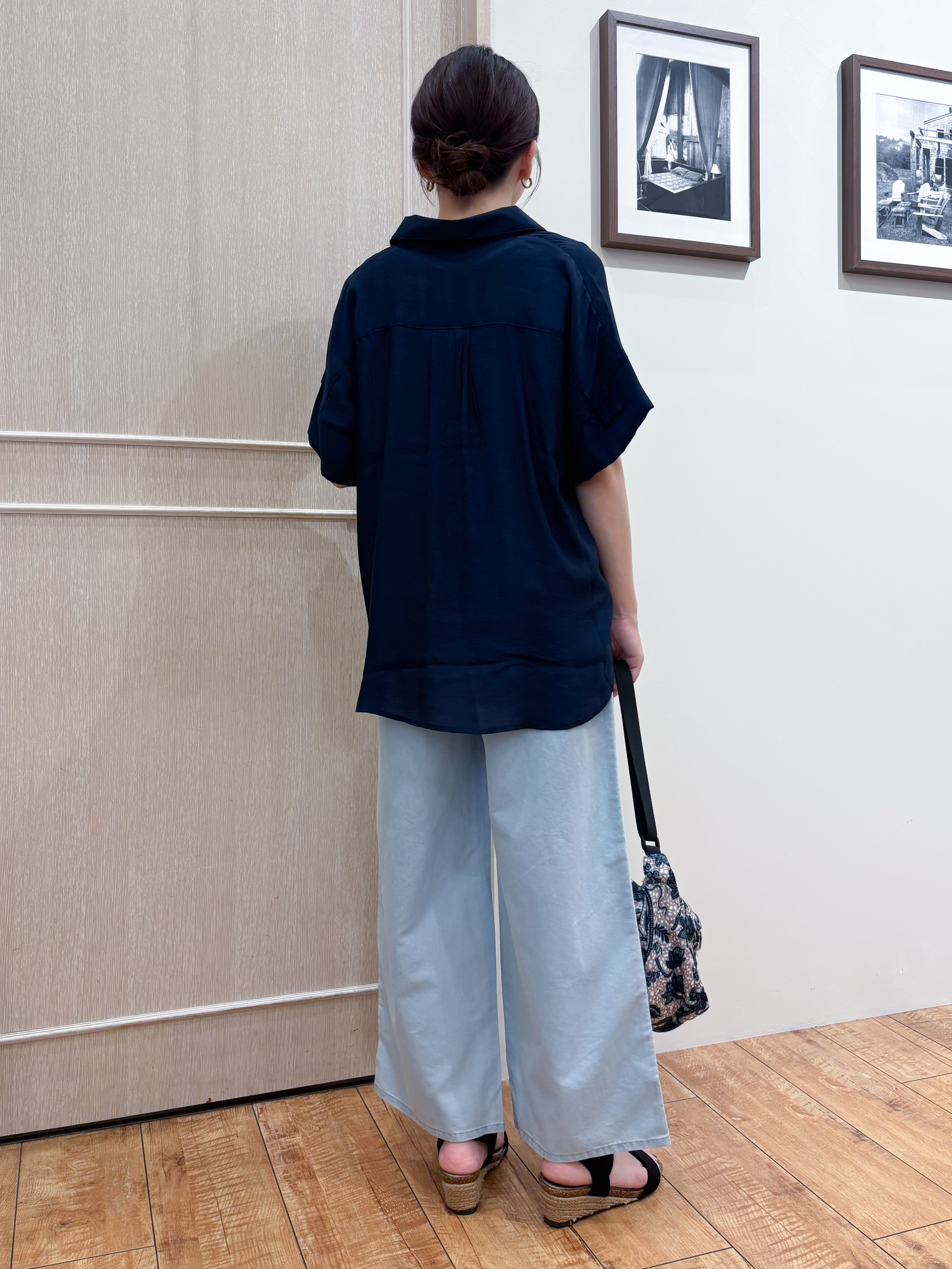 なみさんの「SHOO･LA･RUE｜【2点セット/S-LL/洗濯機可】時短でコーデ決まる スラブスキッパーシャツ＋タンクトップ」を使ったコーディネート