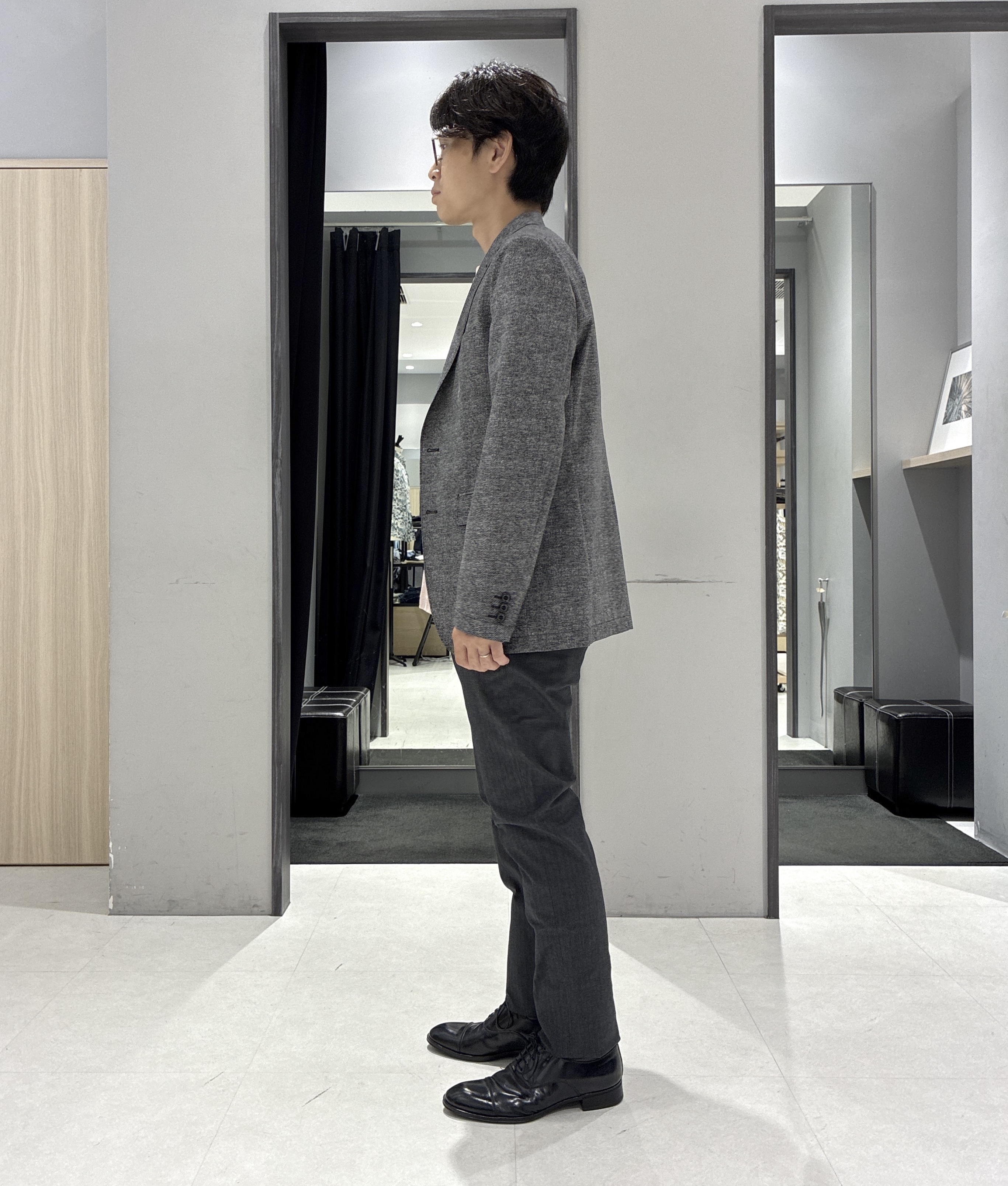 わいずみさんの「TAKEO KIKUCHI｜【抗菌防臭】COOL DOTS（R）ドビープリント ジャケット」を使ったコーディネート