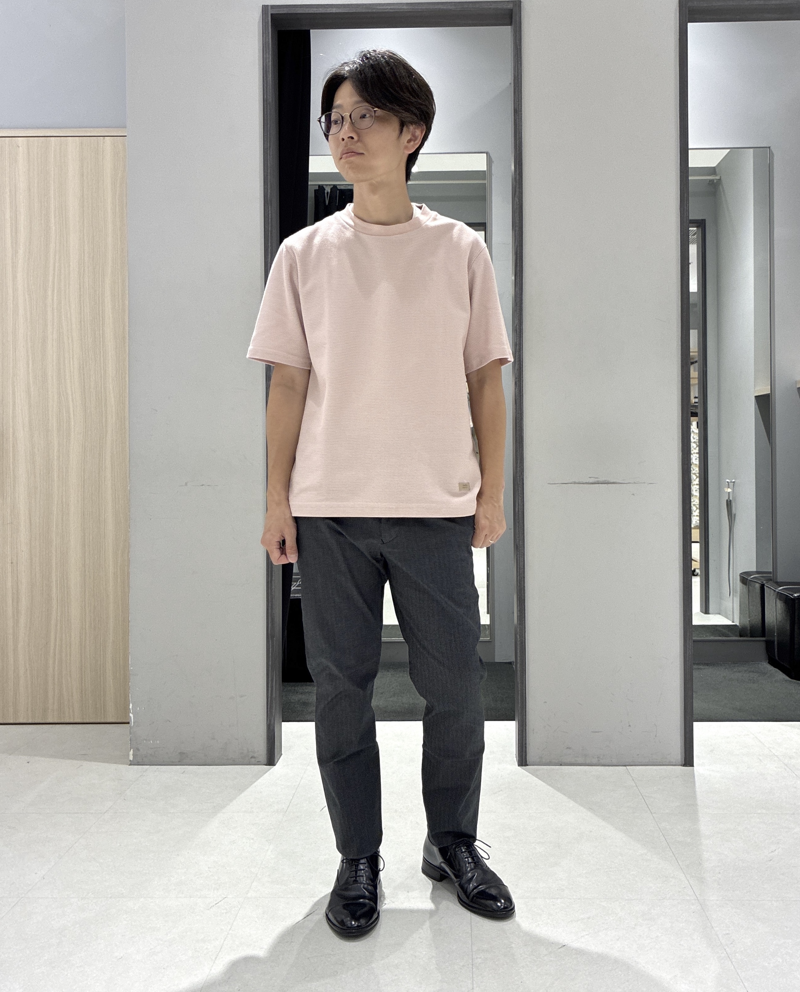 わいずみさんの「TAKEO KIKUCHI｜【抗菌防臭】COOL DOTS（R）ドビープリント ジャケット」を使ったコーディネート