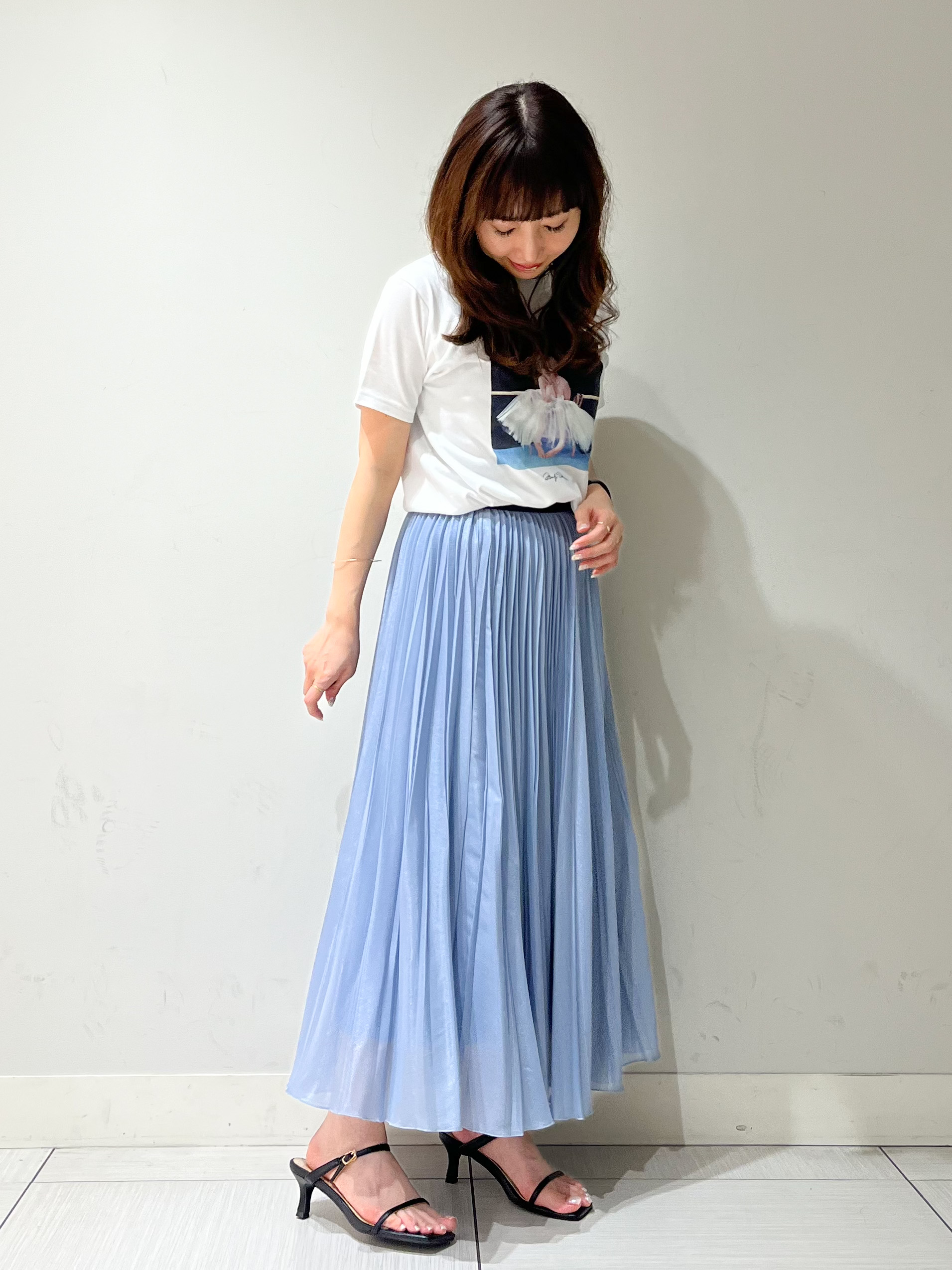 じゅんさんの「DRESSTERIOR｜【別注】マリリンモンロー/カラープリントTシャツ」を使ったコーディネート