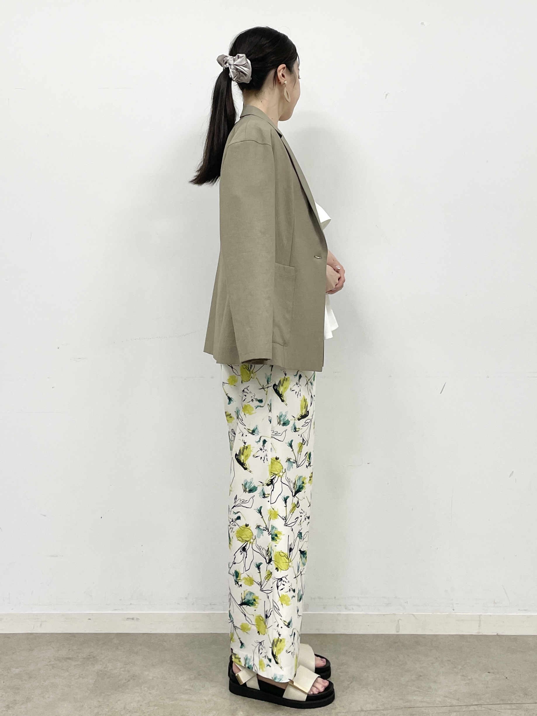 Momoさんの「Reflect｜【SS-4Lサイズ／接触冷感／シワになりにくい】リラクシーテーラードジャケット」を使ったコーディネート